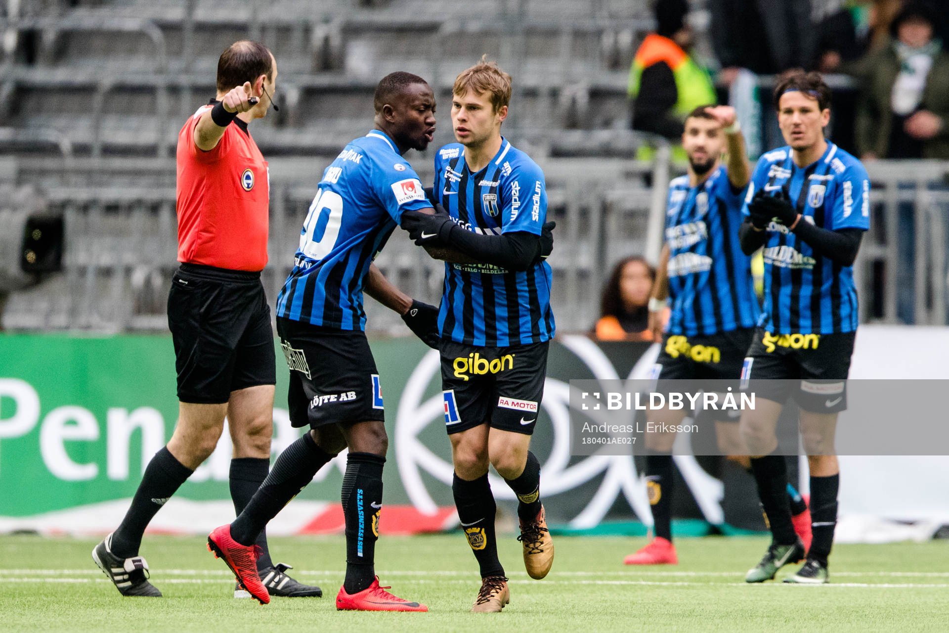 Sirius Sam Lundholm jublar