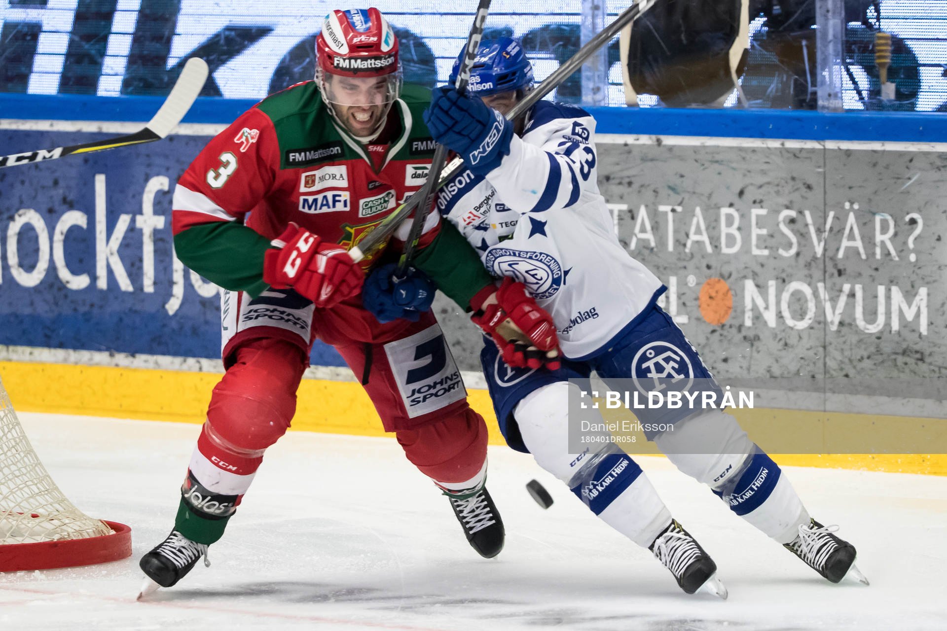 Moras Brandon Gormley och Leksands Alex Friesen  i