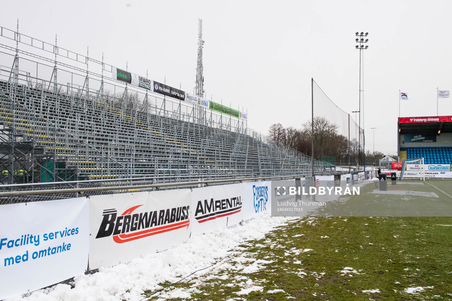 Bortaläktaren för gästande supportrar
