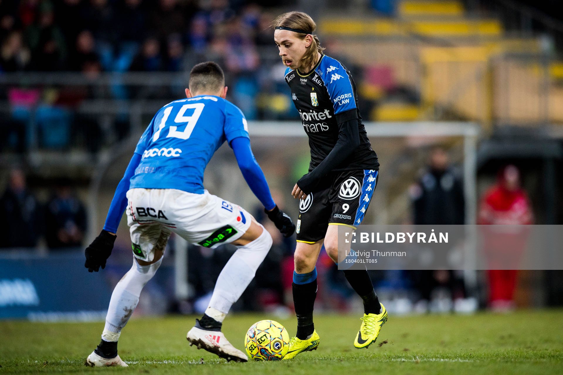 Trelleborgs Denis Hadzikadunic och IFK Göteborgs Elias Mar