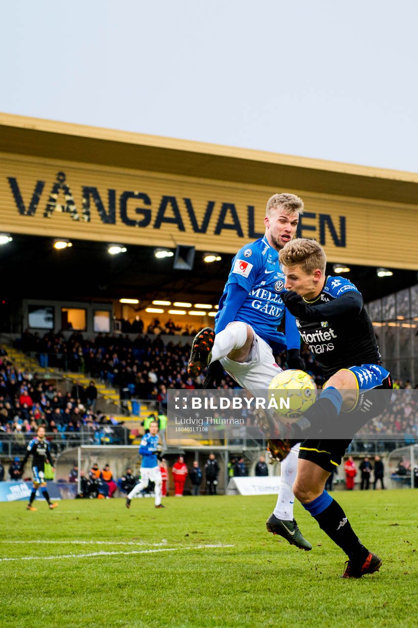 Trelleborgs Robin Nilsson och IFK Göteborgs Sebastian