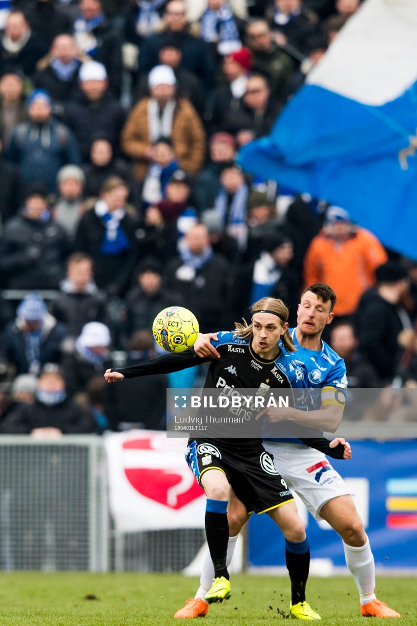 IFK Göteborgs Elias Mar Omarsson och Trelleborgs Alexander