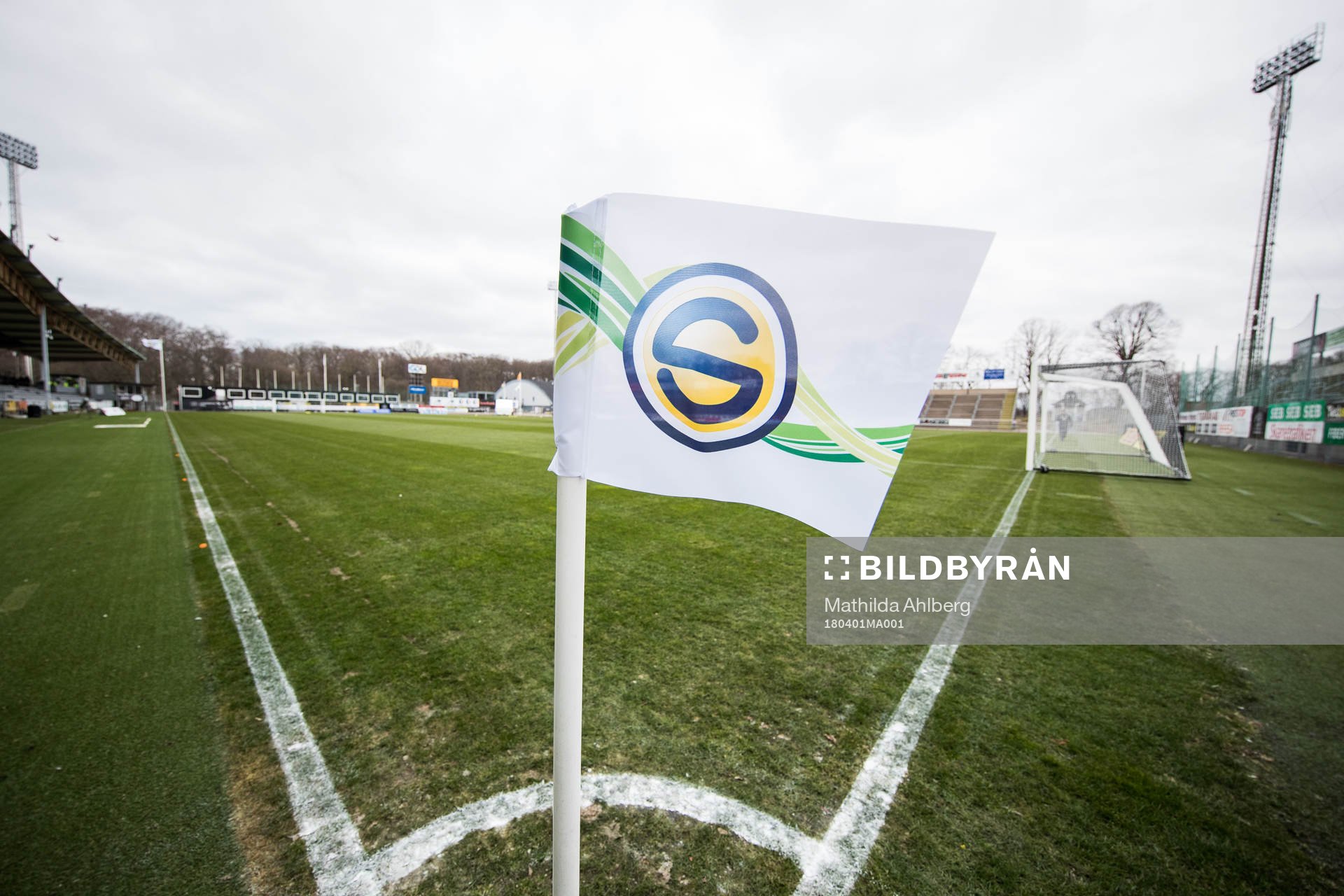 Hörnflagga med Superettanlogotyp