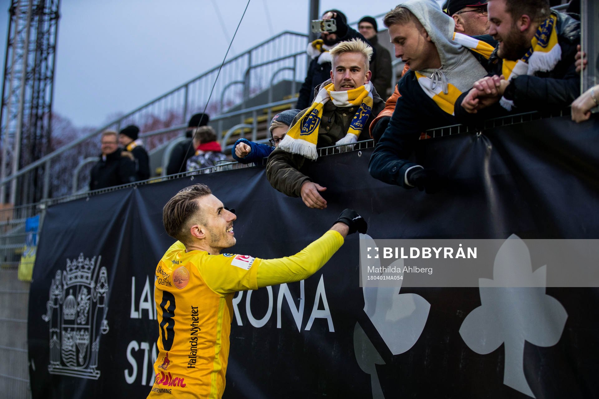Falkenbergs Tobias Karlsson tackar publiken