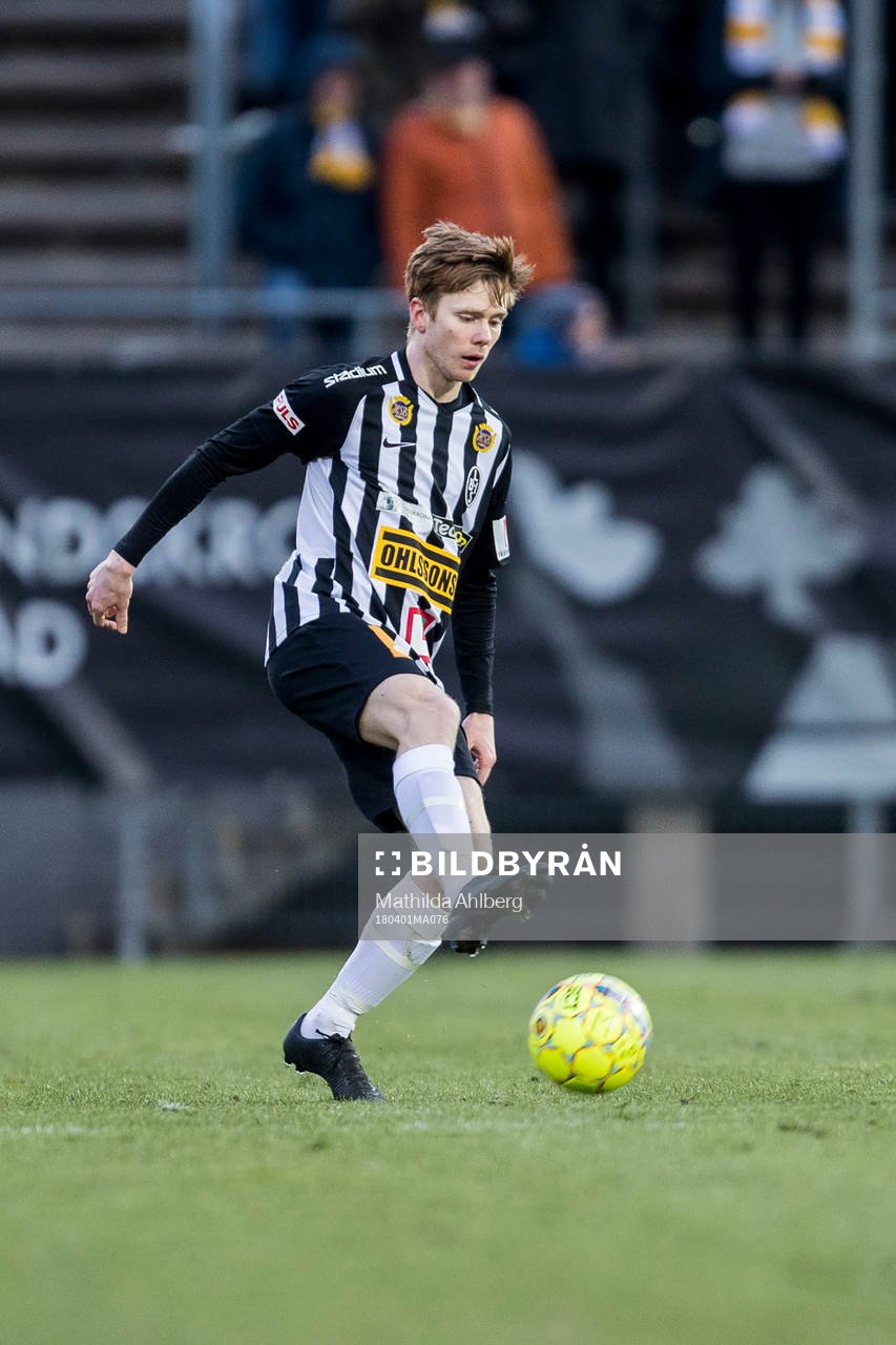 Landskronas Dennis Olofsson