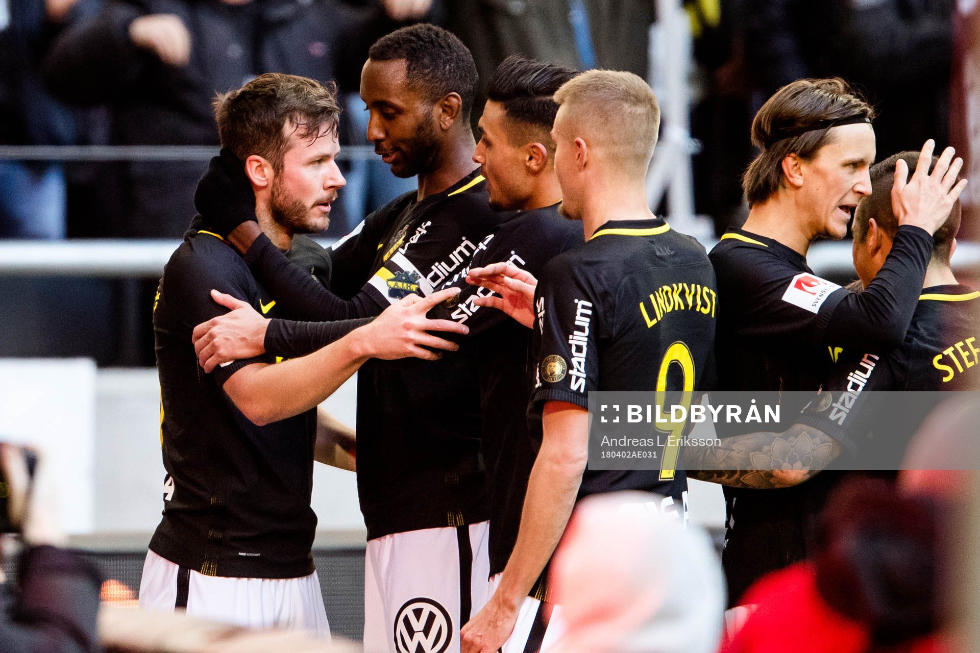 AIK:s Robert Lundström jublar efter 1-0 under fotbollsmatchen i Allsvenskan mellan AIK och Dalkurd den 2 april 2018 i Stockholm. 