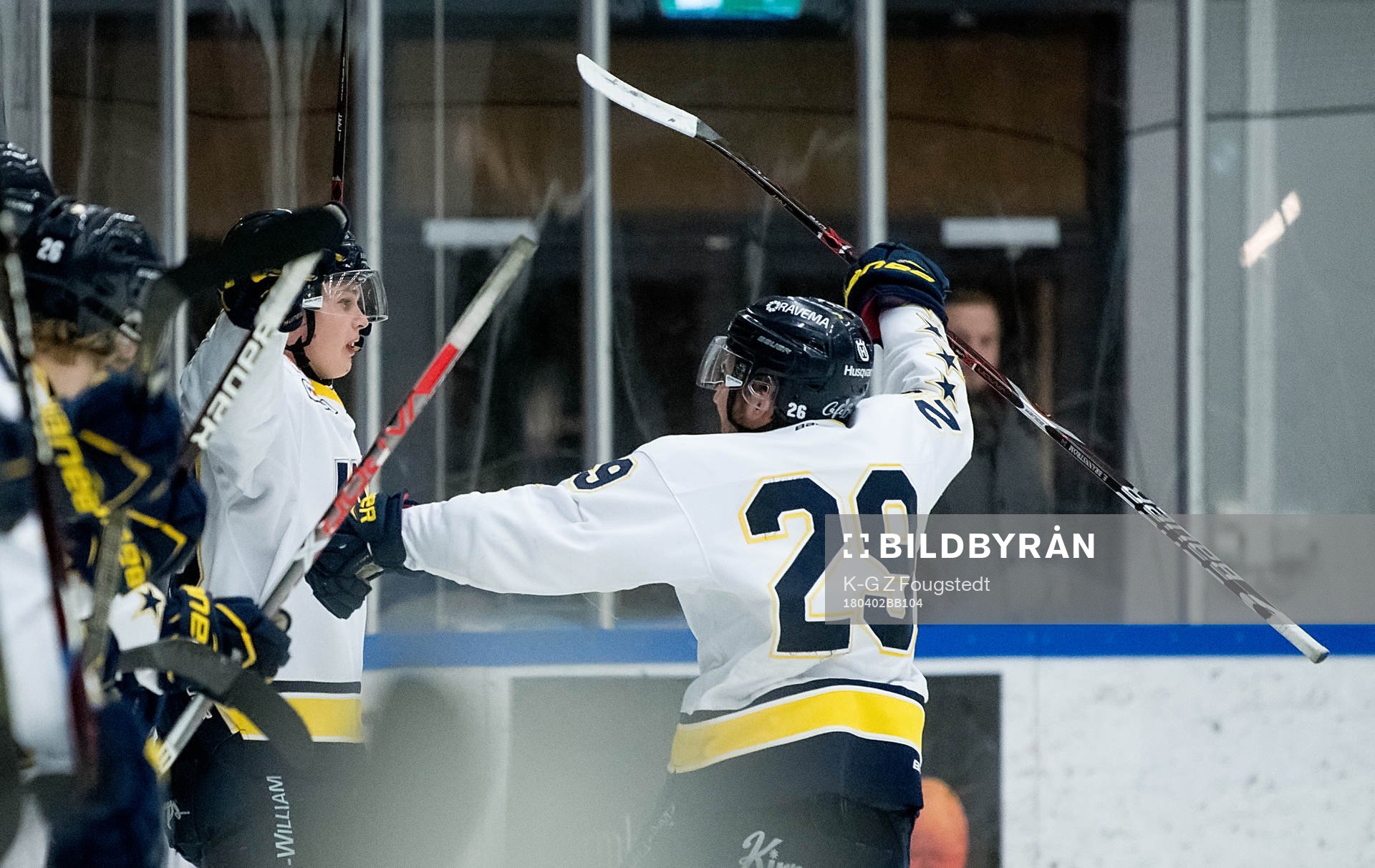 Martin Jönsson i HV71 jublar