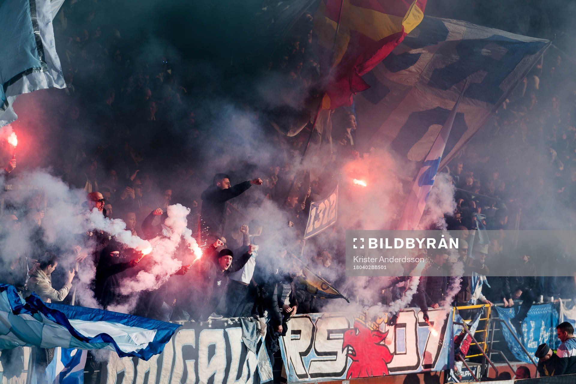 Malmö FFs supportrar jublar