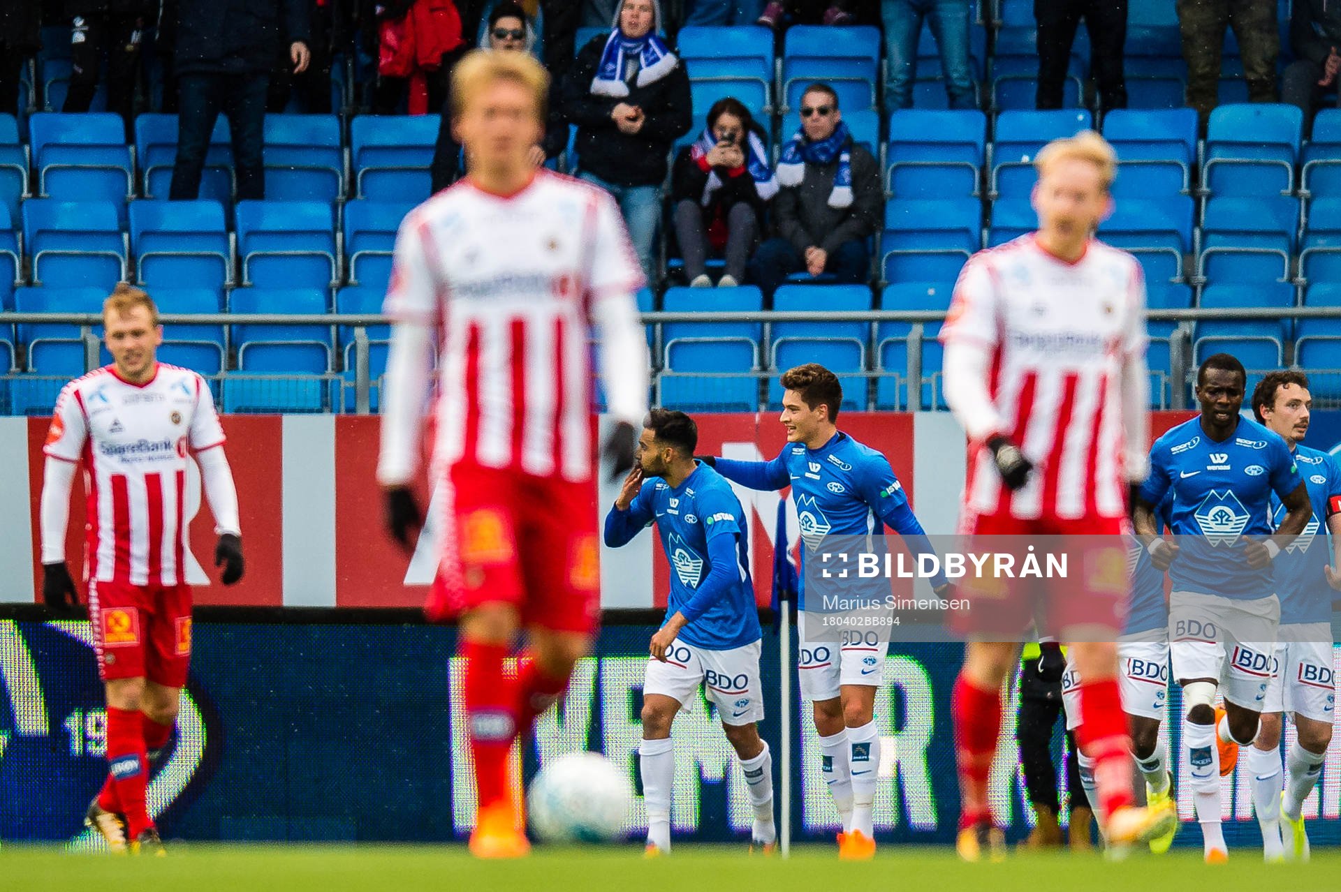 Etzaz Muzafar Hussain of Molde celebrates the 1-0 goal