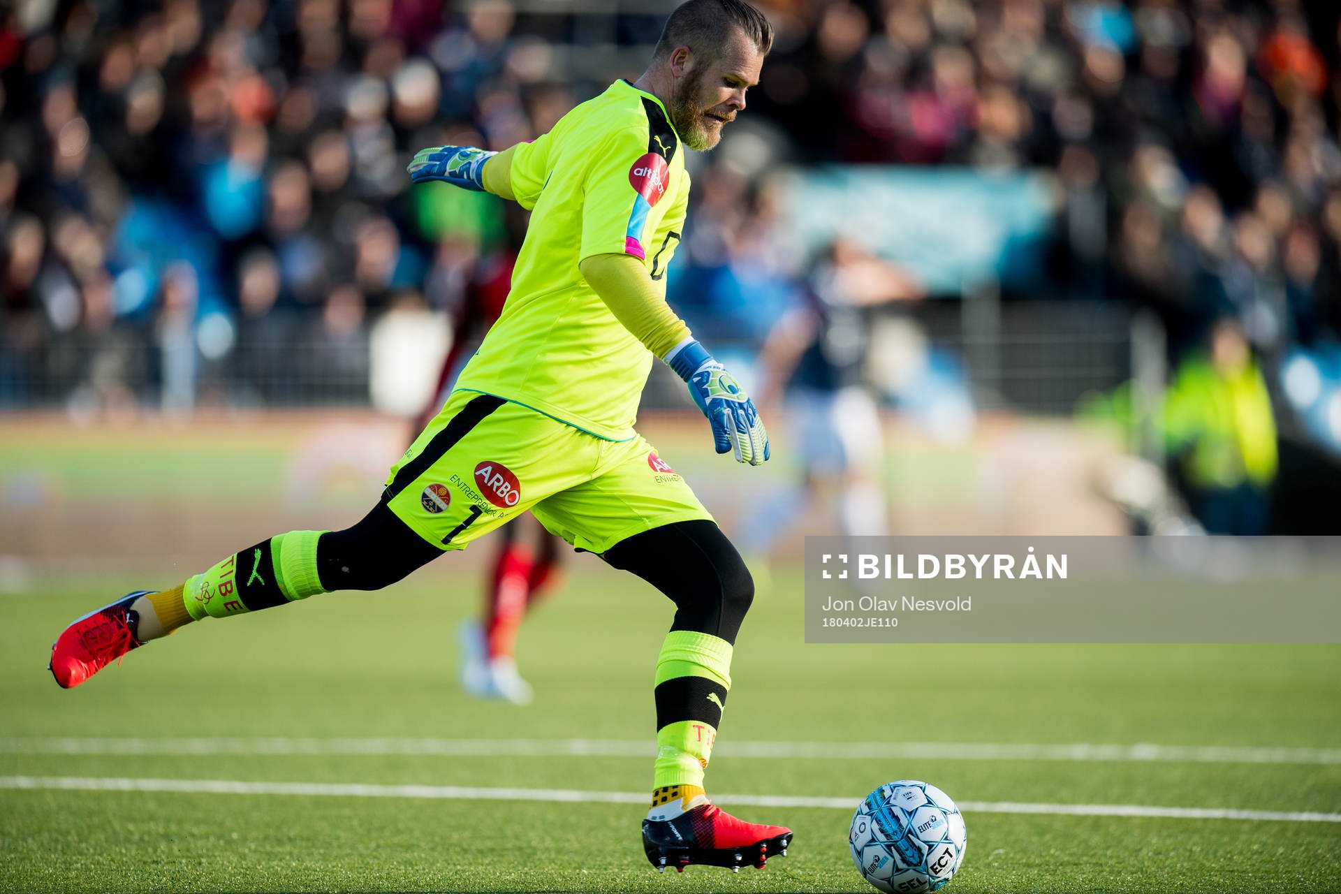 Goalkeeper Espen Bugge Pettersen of Strømsgodset