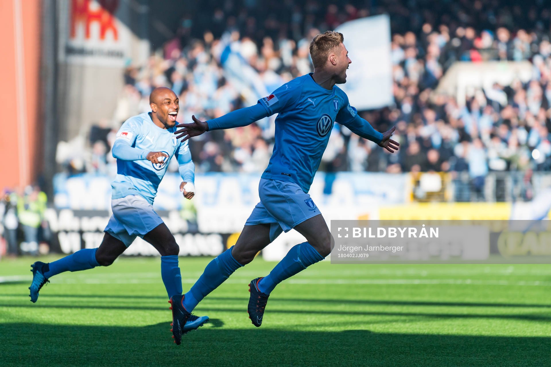 Malmö FFs Mattias Svanberg jublar