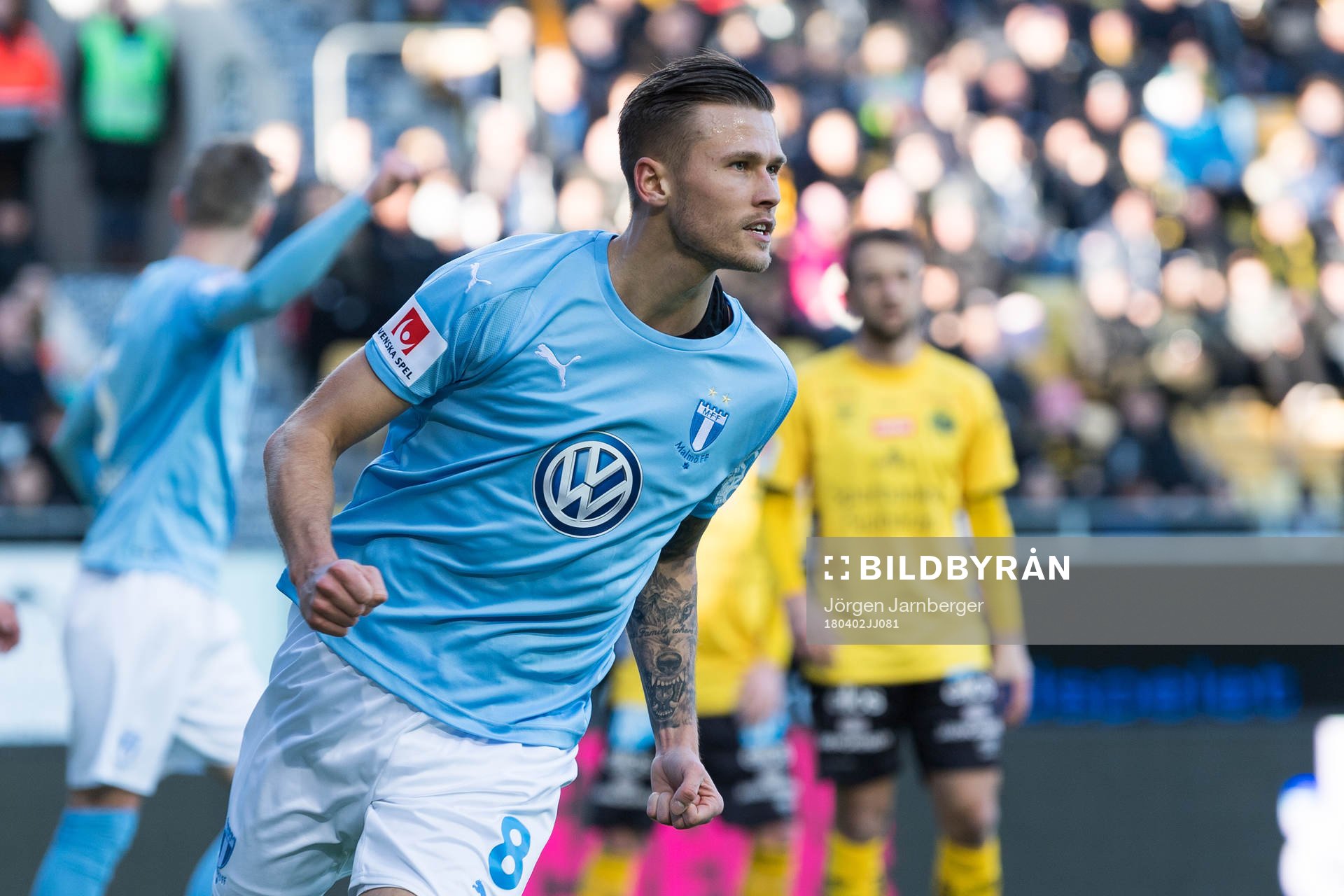 Malmö FFs Arnór Ingvi Traustason jublar efter 1-2 under fotbollsmatchen i Allsvenskan mellan Elfsborg och Malmö FF den 2 april 2018 i Borås.