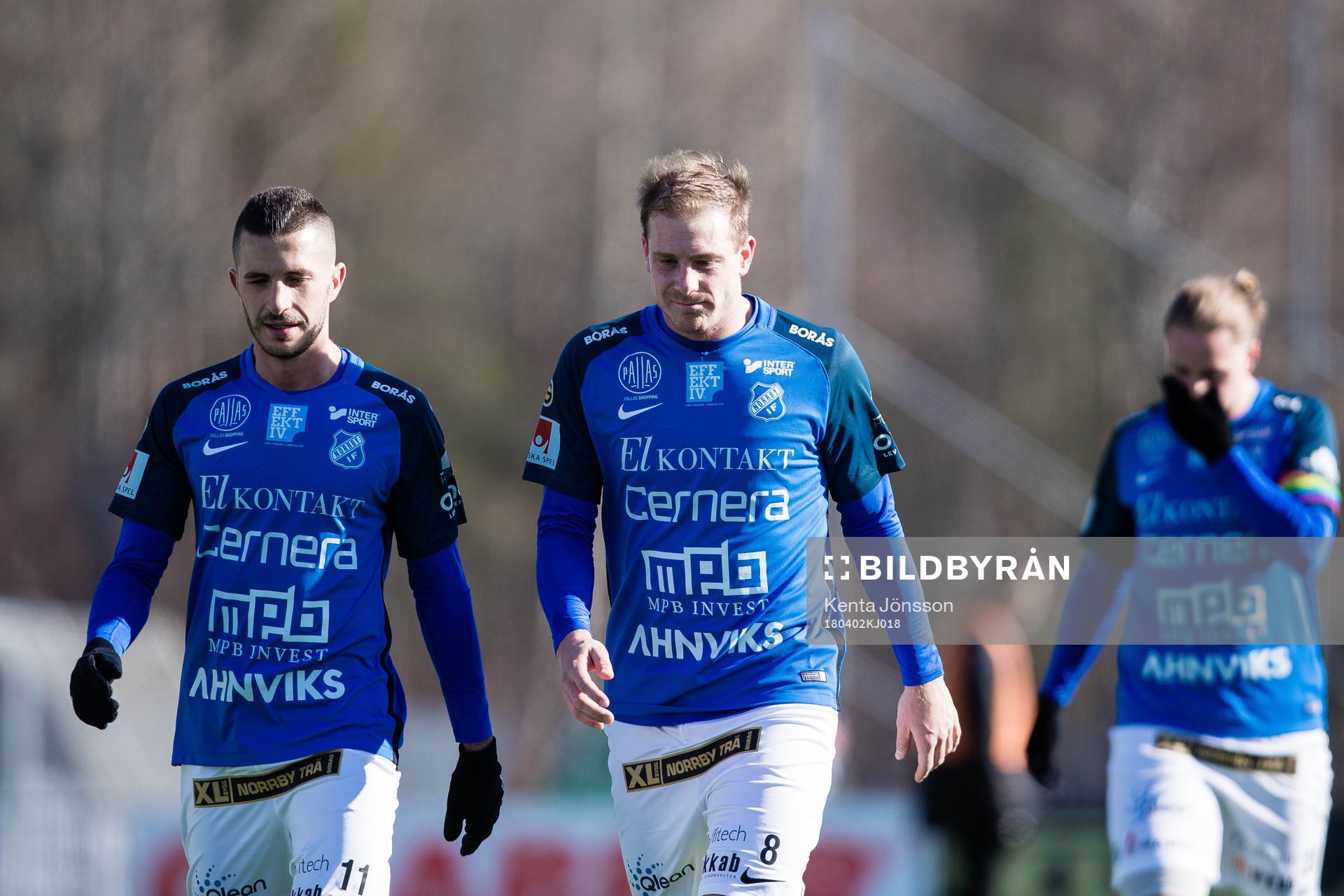 Norrbys Alen Krasnici och Nicklas Savolainen  deppar