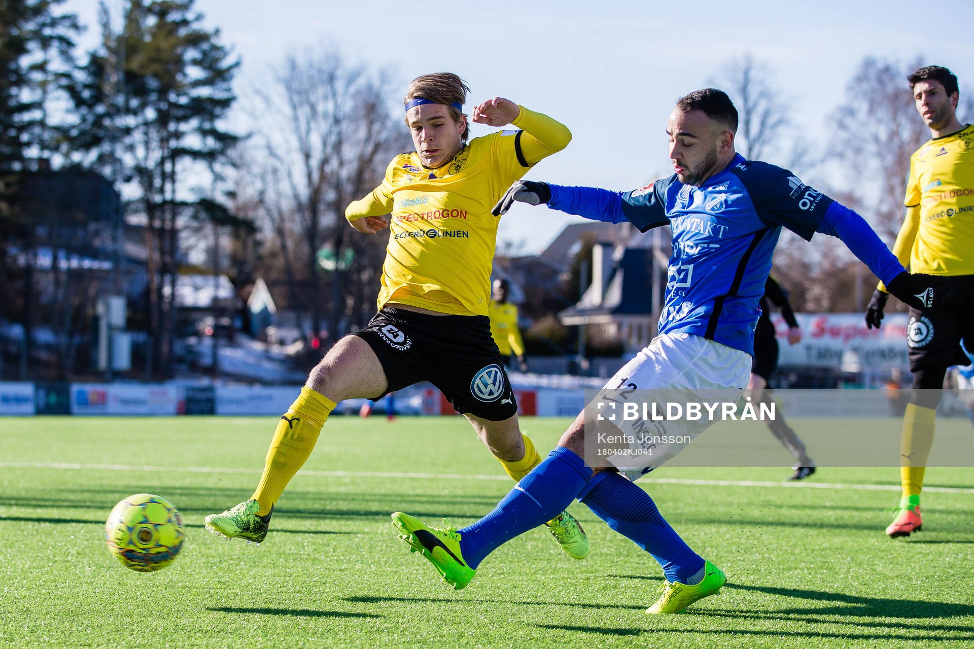 Frejs Amadeus Sögaard och Norrbys Richard Yarsuvat
