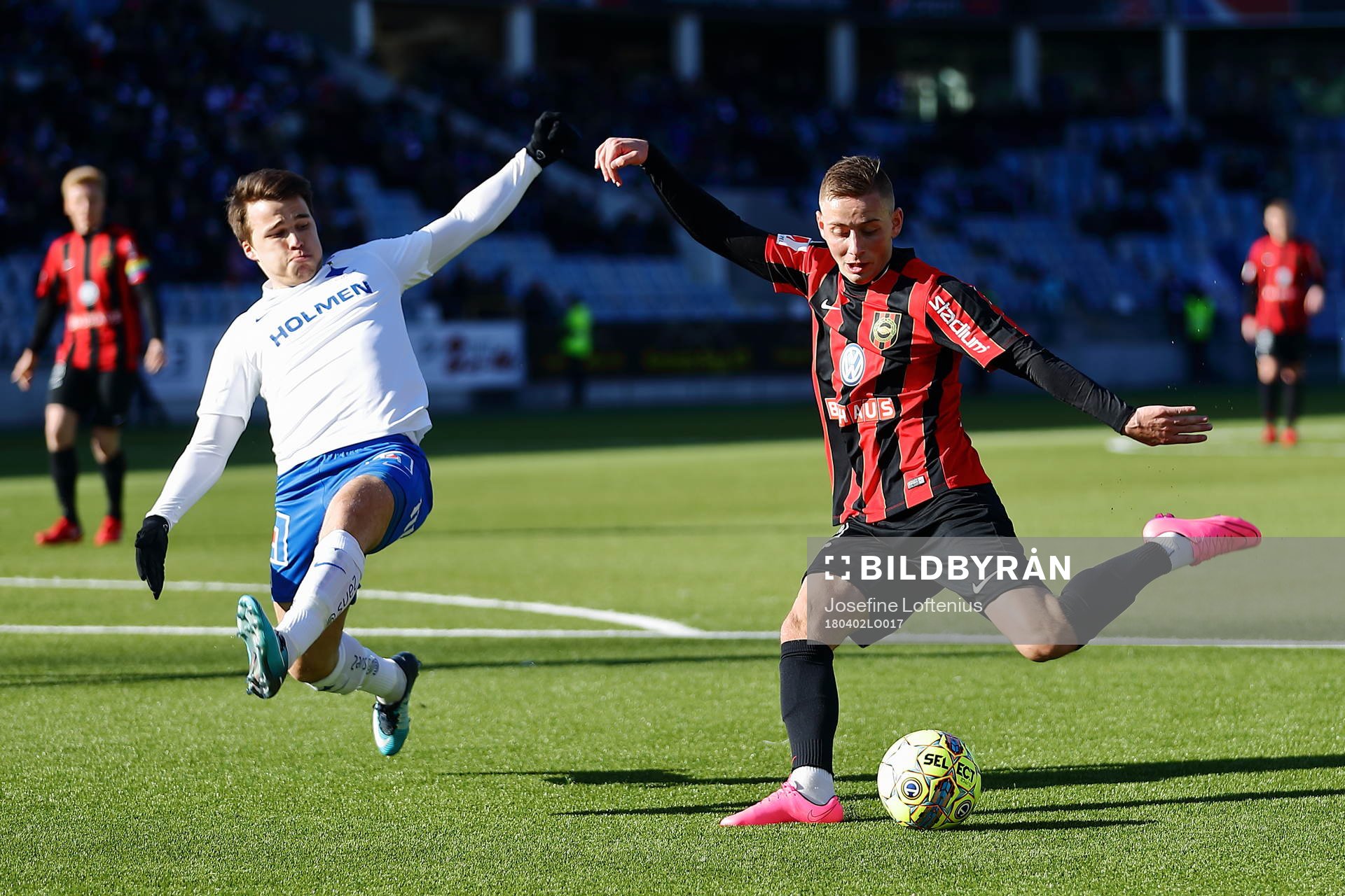 Brommapojkarnas Petar Petrovic  och Norrköpings Simon