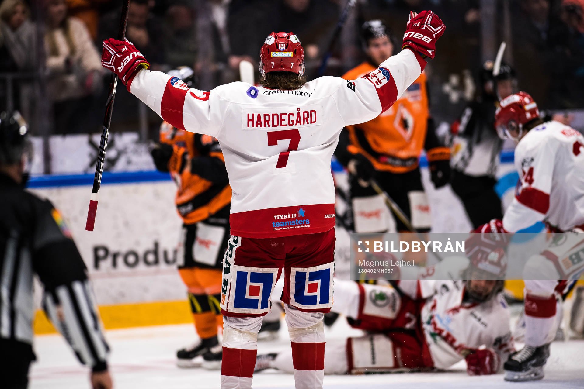 Timrås Marcus Hardegård jublar