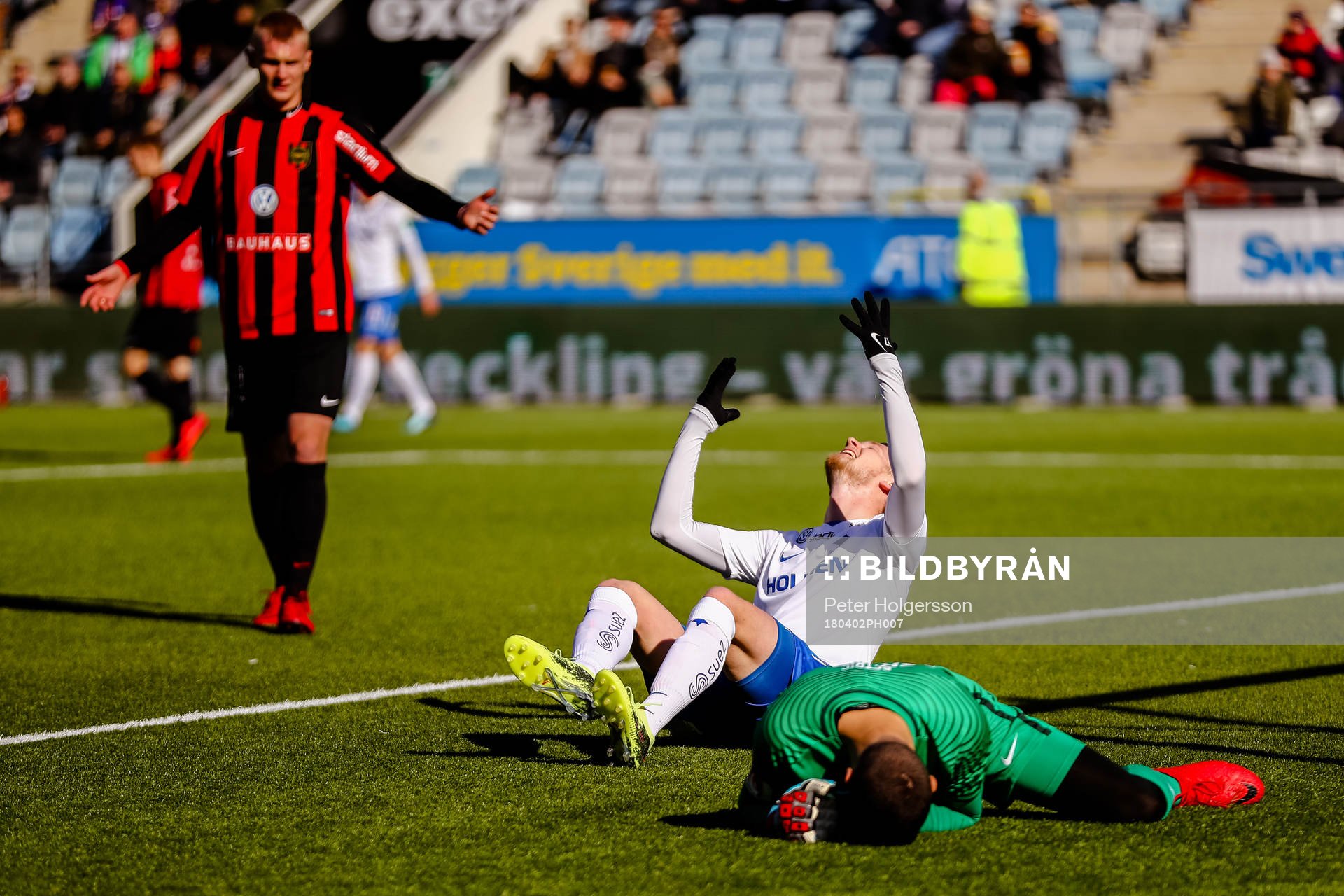 Norrköpings Kalle Holmberg  och Brommapojkarnas Nikola
