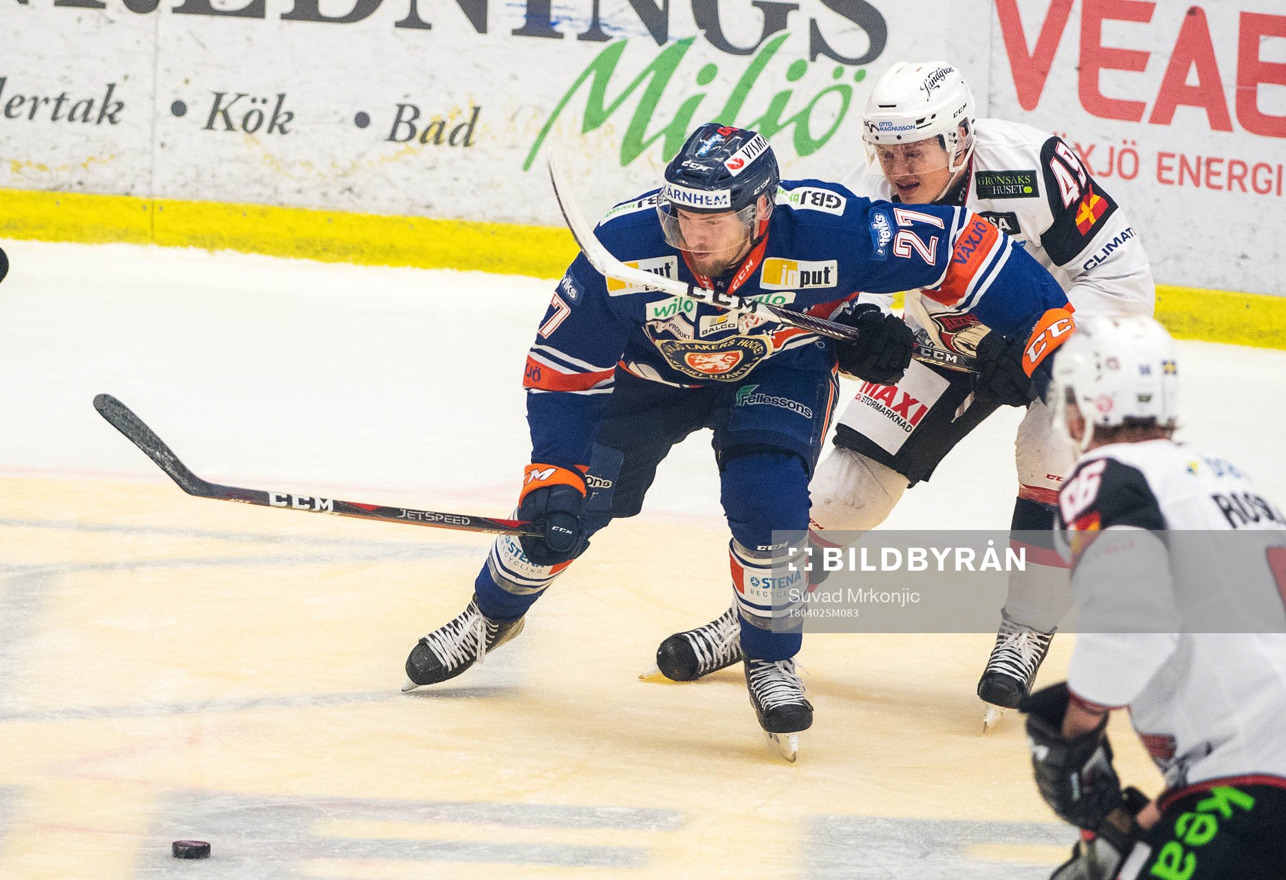 Växjös Martin Lundberg och Malmö Redhawks Rhett Rakhshani