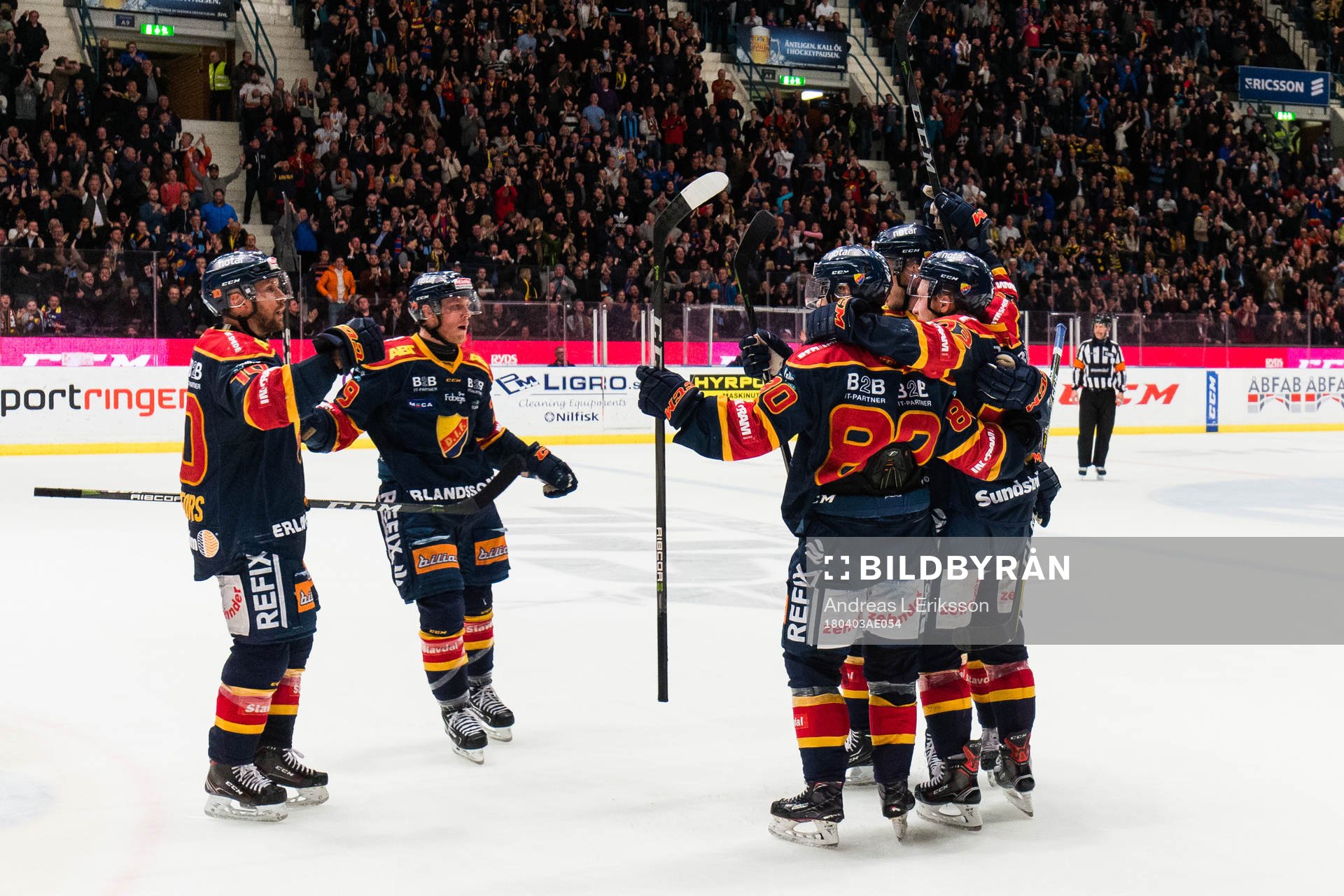 Djurgårdens Linus Hultström jublar