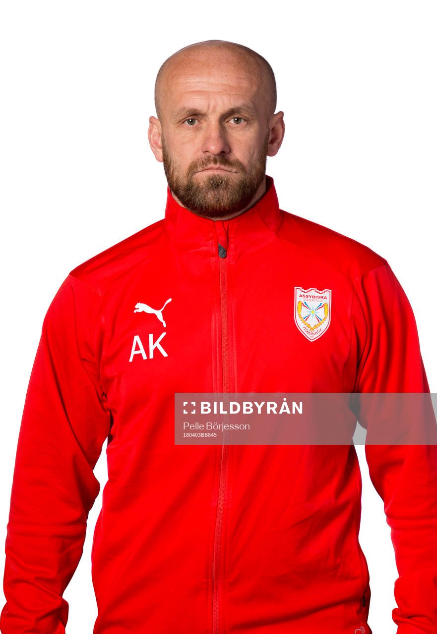 Assyriskas tränare Albert Krasniqi