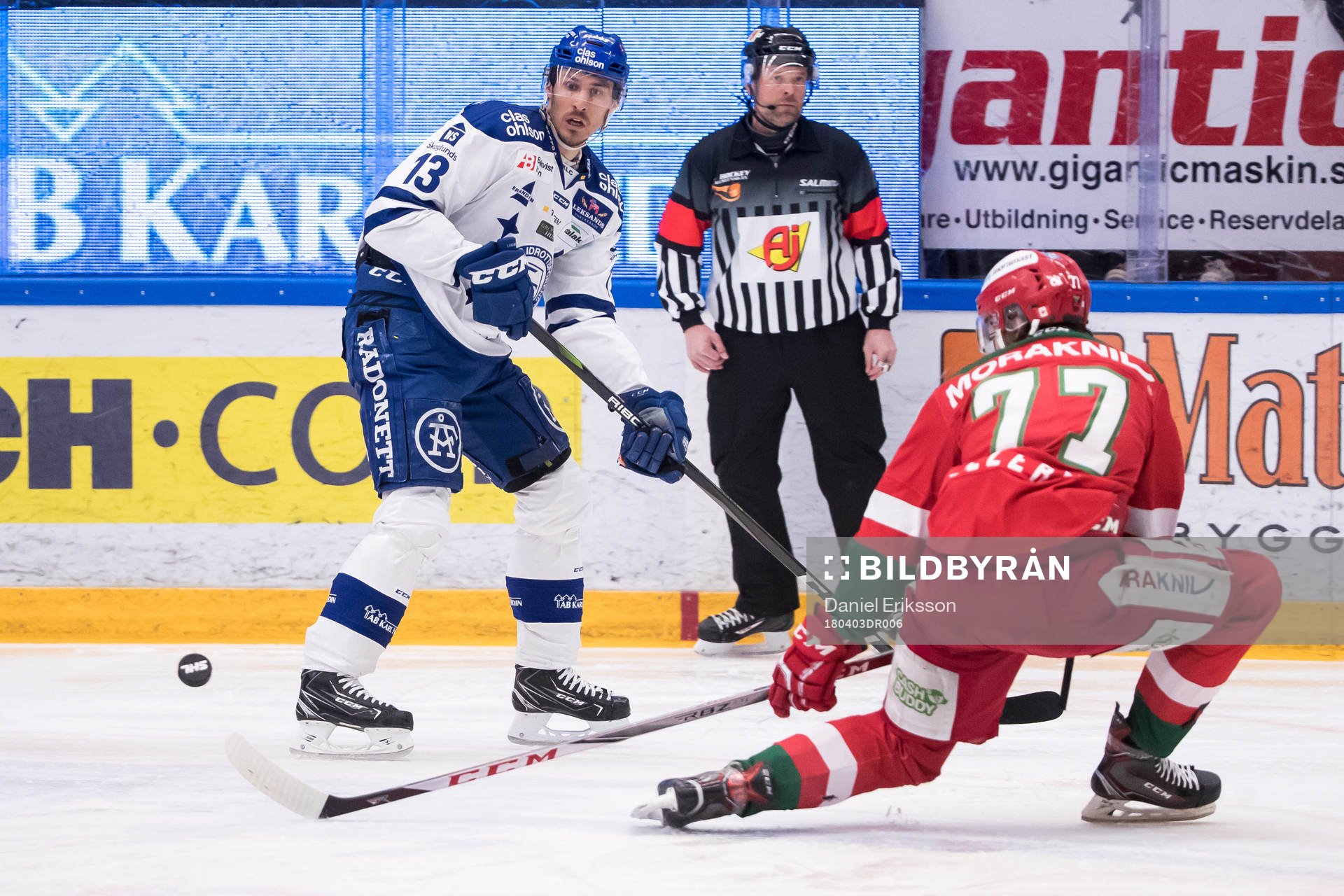 Leksands Jon Knuts och Moras Keaton Ellerby  i