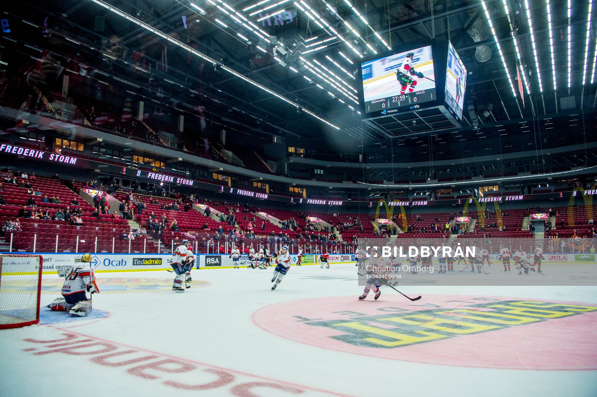 Växjö värmer upp innan semifinal 2 i SM-slutspelet i