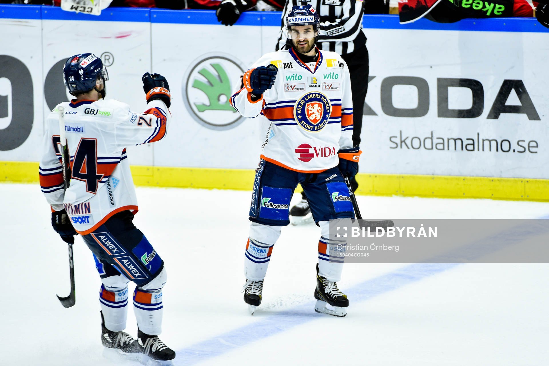 Växjös Brendan Shinnimin och Andrew Calof jublar