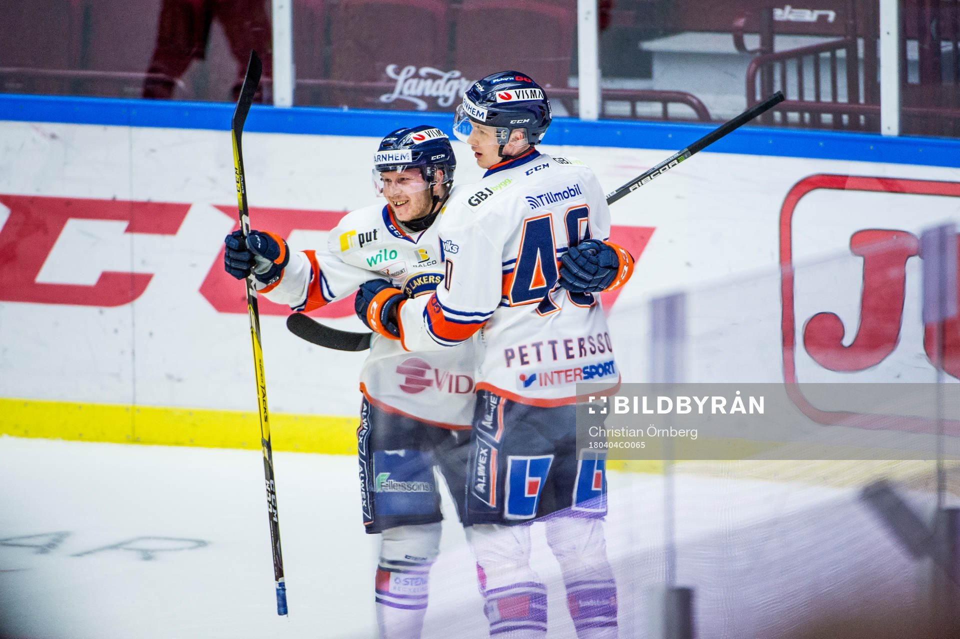 Växjös Tuomas Kiiskinen jublar