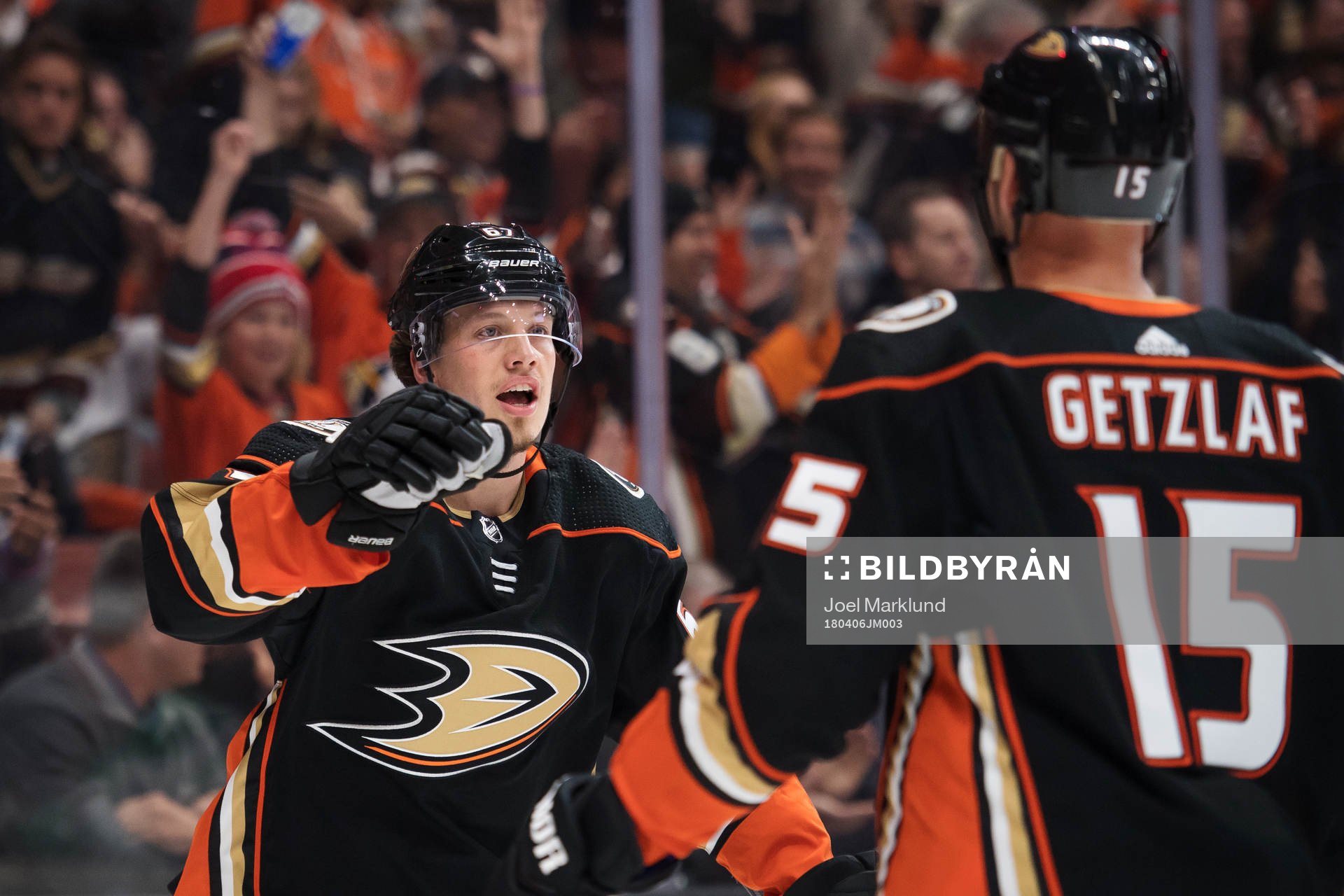 Ducks Rickard Rakell jublar