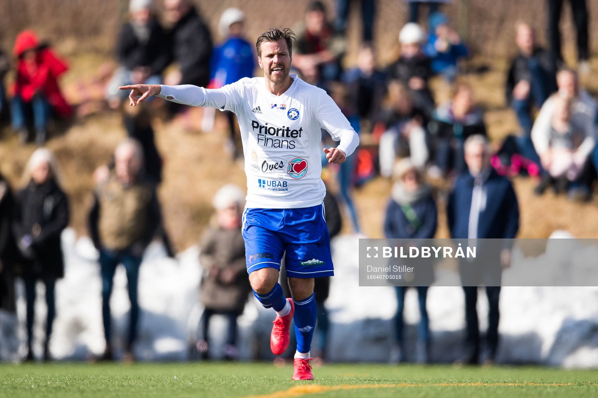 Öjersjös Pontus Farnerud under fotbollsmatchen i division 5 mellan Öjersjö och Hönö den 7 augusti 2018 i Göteborg.