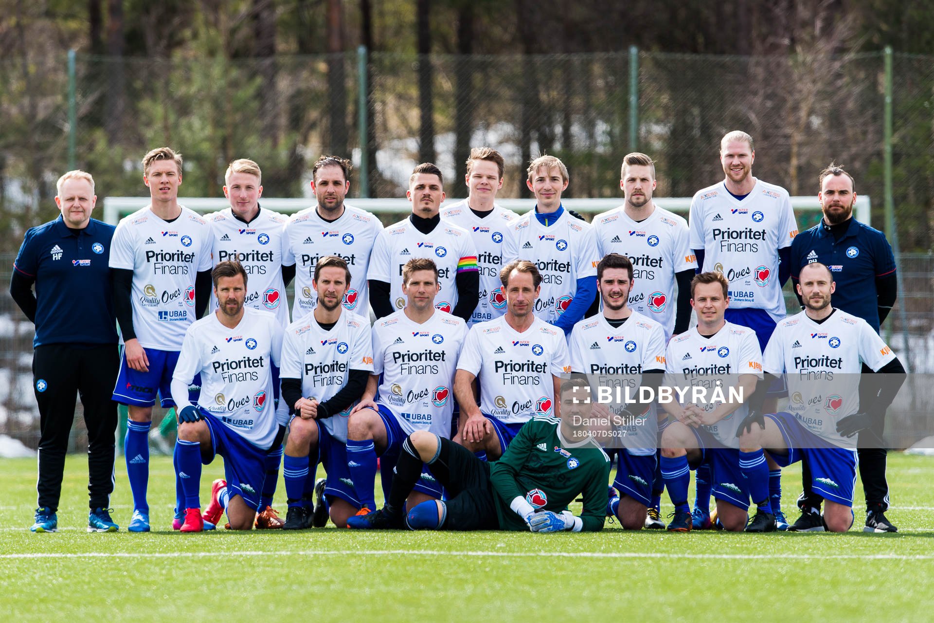 Öjersjös lag med bla gamla storspelarna Pontus Farnerud, Anders Svensson och Johan Karlsson i truppen inför fotbollsmatchen i division 5 mellan Öjersjö och Hönö den 7 augusti 2018 i Göteborg.