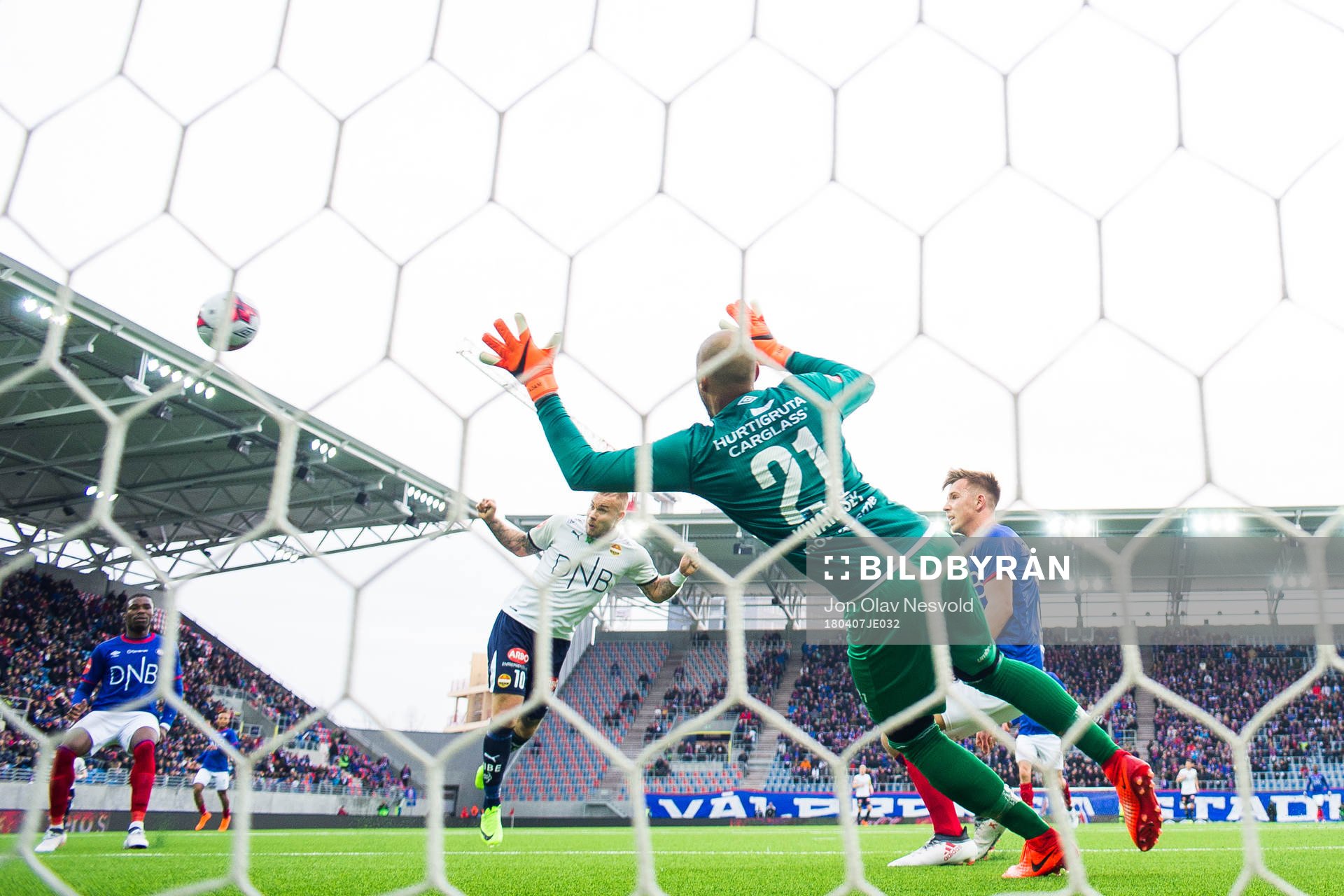 Marcus Pedersen of Strømsgodset scores 1-0 behind