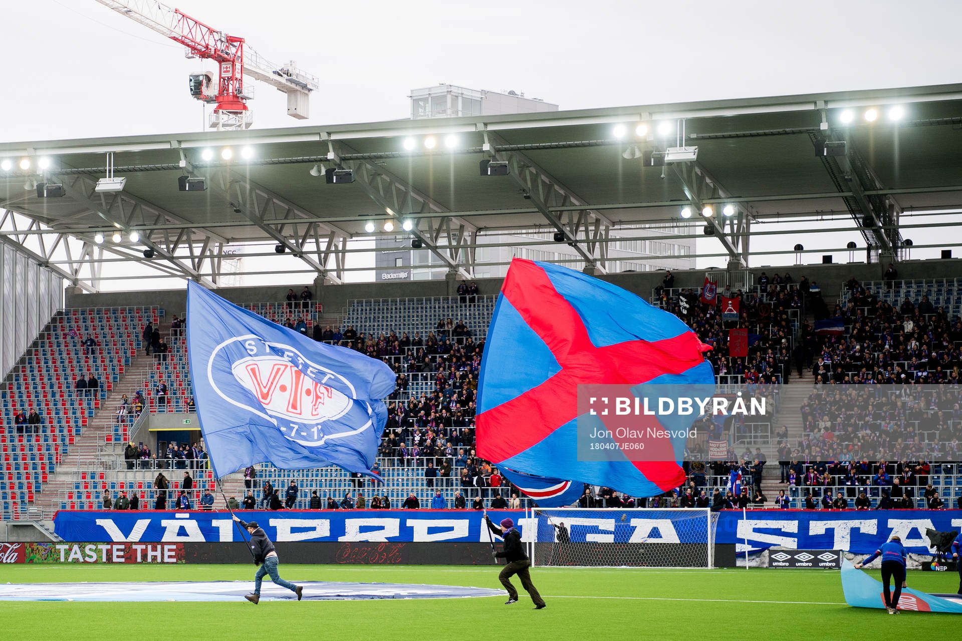 Flags of Vålerenga