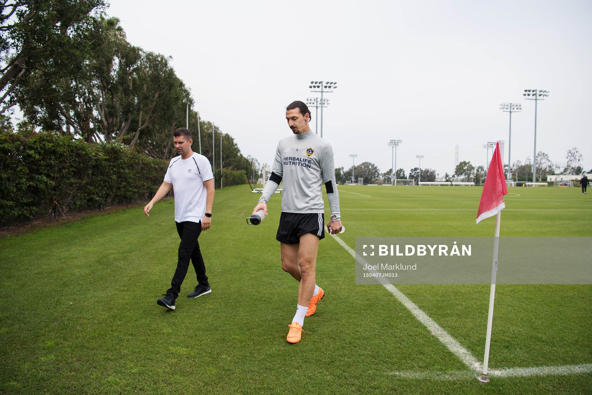 Zlatan Ibrahimovic lämnar MLS-laget LA Galaxys träning den 7 april 2018 i Los Angeles.