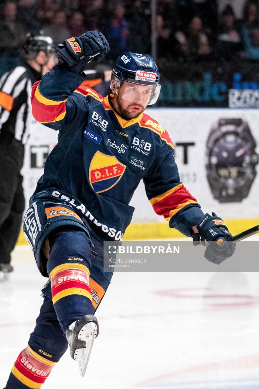 Djurgårdens Niclas Bergfors jublar
