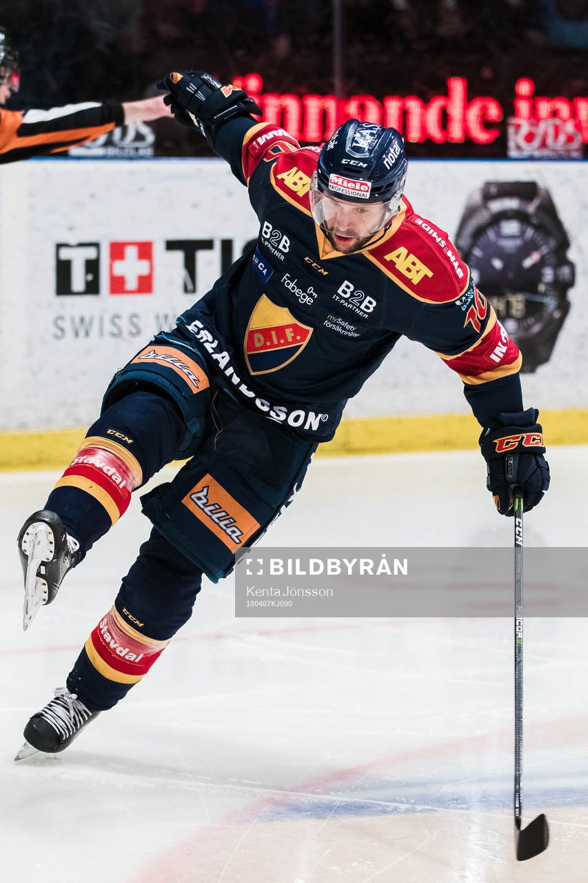 Djurgårdens Niclas Bergfors jublar