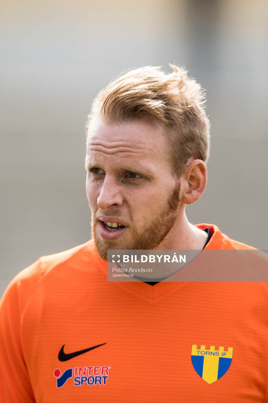 Torns Daniel Hidefält Thulin inför fotbollsmatchen i division 1 södra mellan Lund och Torn den 7 april 2018 i Lund.