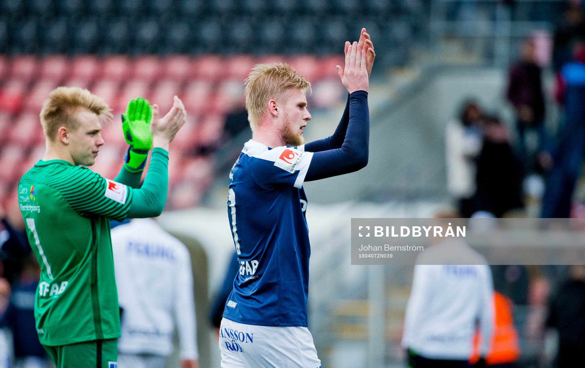 Norrköpings målvakt Isak Pettersson och Kalle Holmberg
