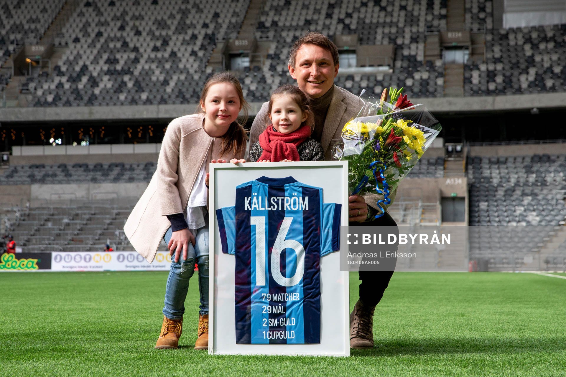 Djurgårdens Kim Källström med familj avtackas