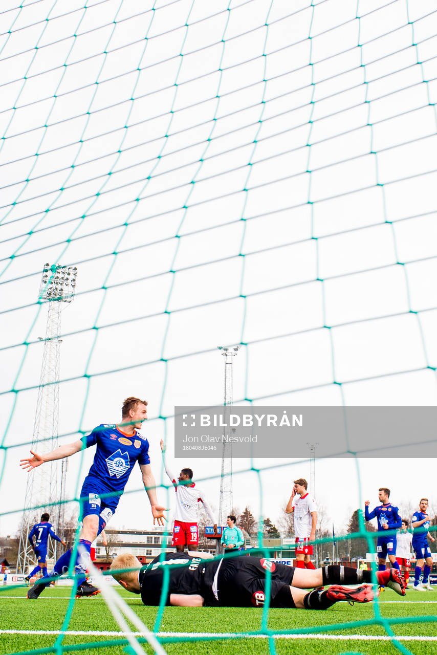 Torbjørn Agdestein of Aalesund celebrates the 2-1 goal in