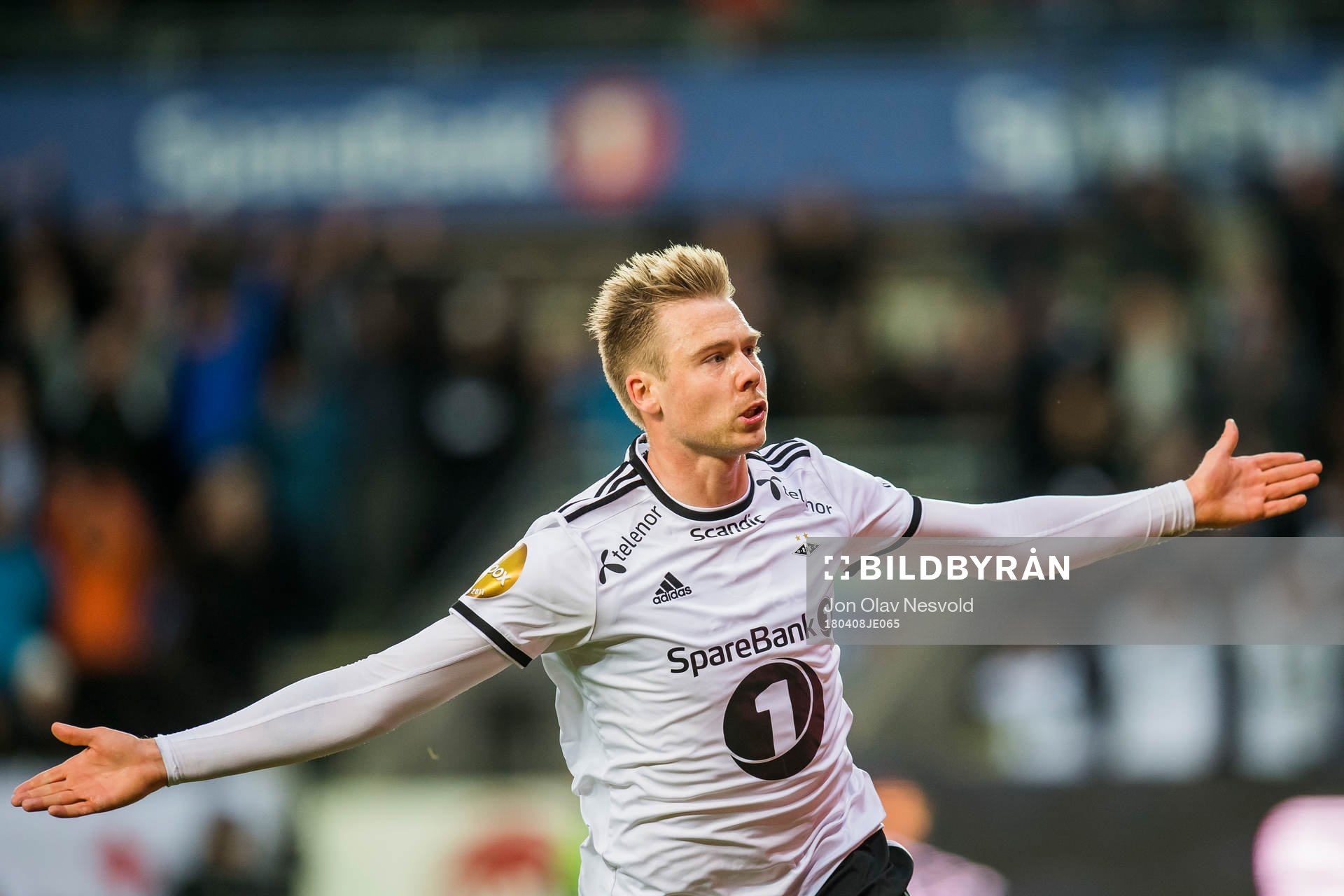 Alexander Toft Søderlund of Rosenborg celebrates
