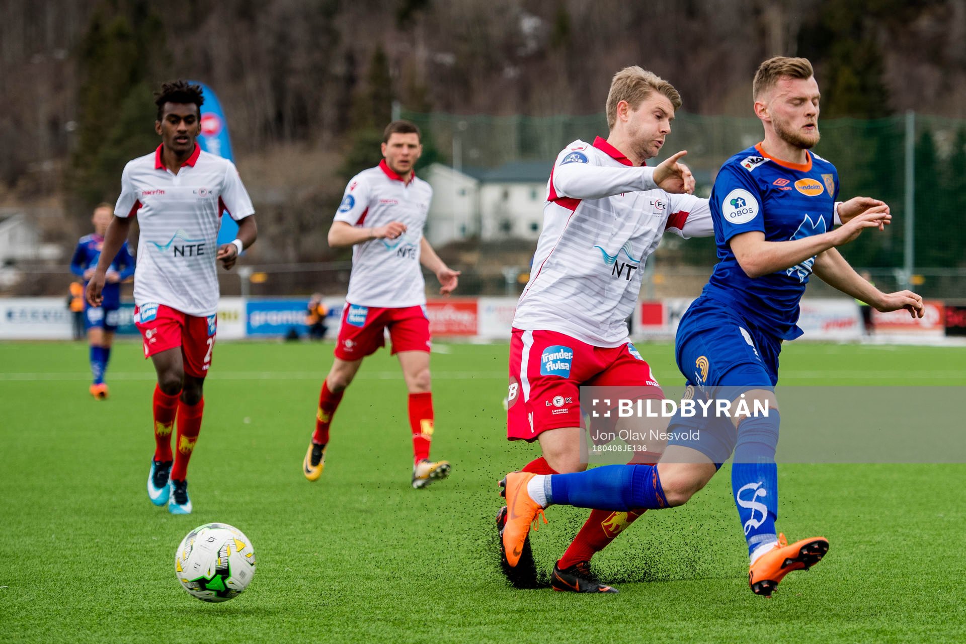 Viktor Ljung of Levanger and Adam Örn Arnarson of Aalesund