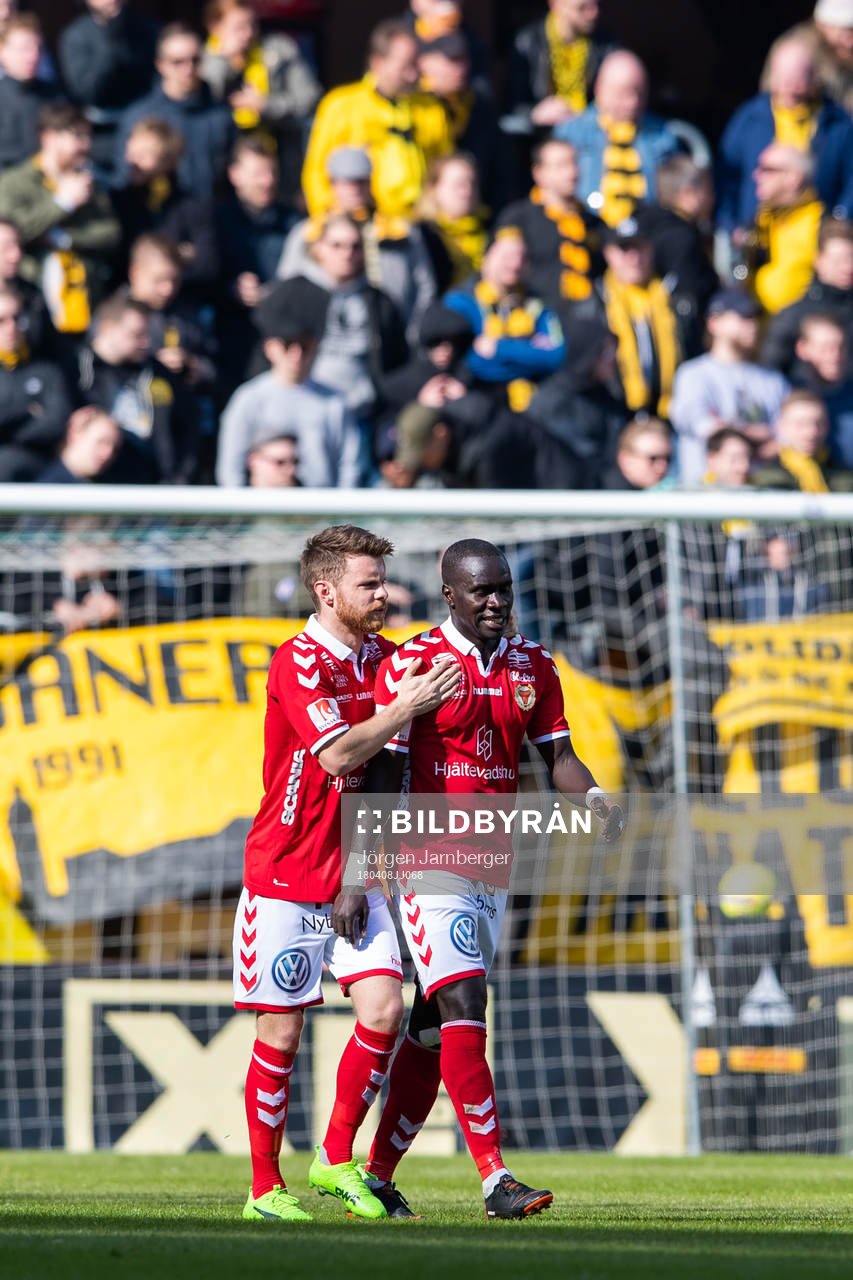 Kalmars Papa Alioune Diouf klappas om