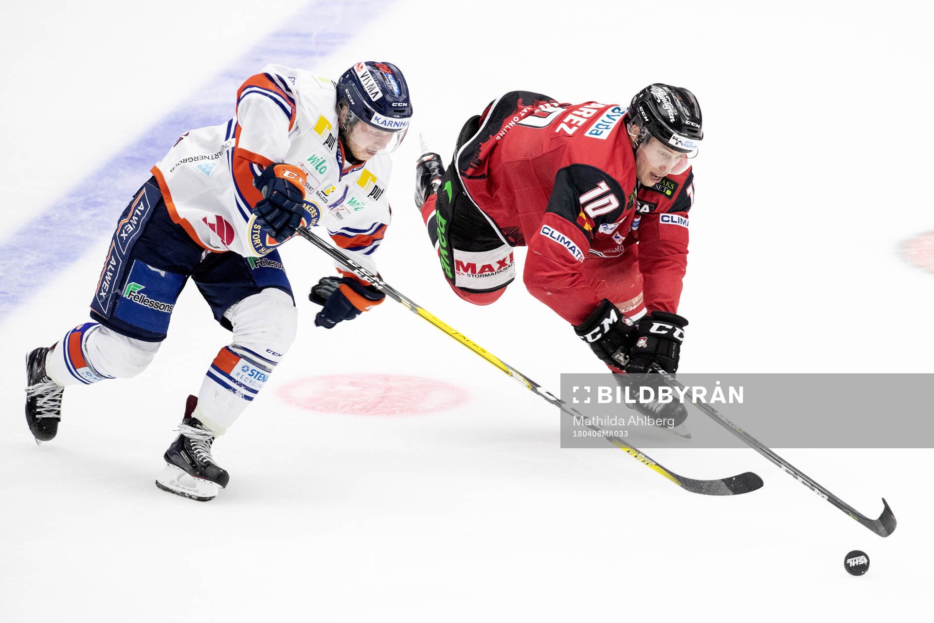 Växjös Tuomas Kiiskinen och Malmö Redhawks Robin Alvarez
