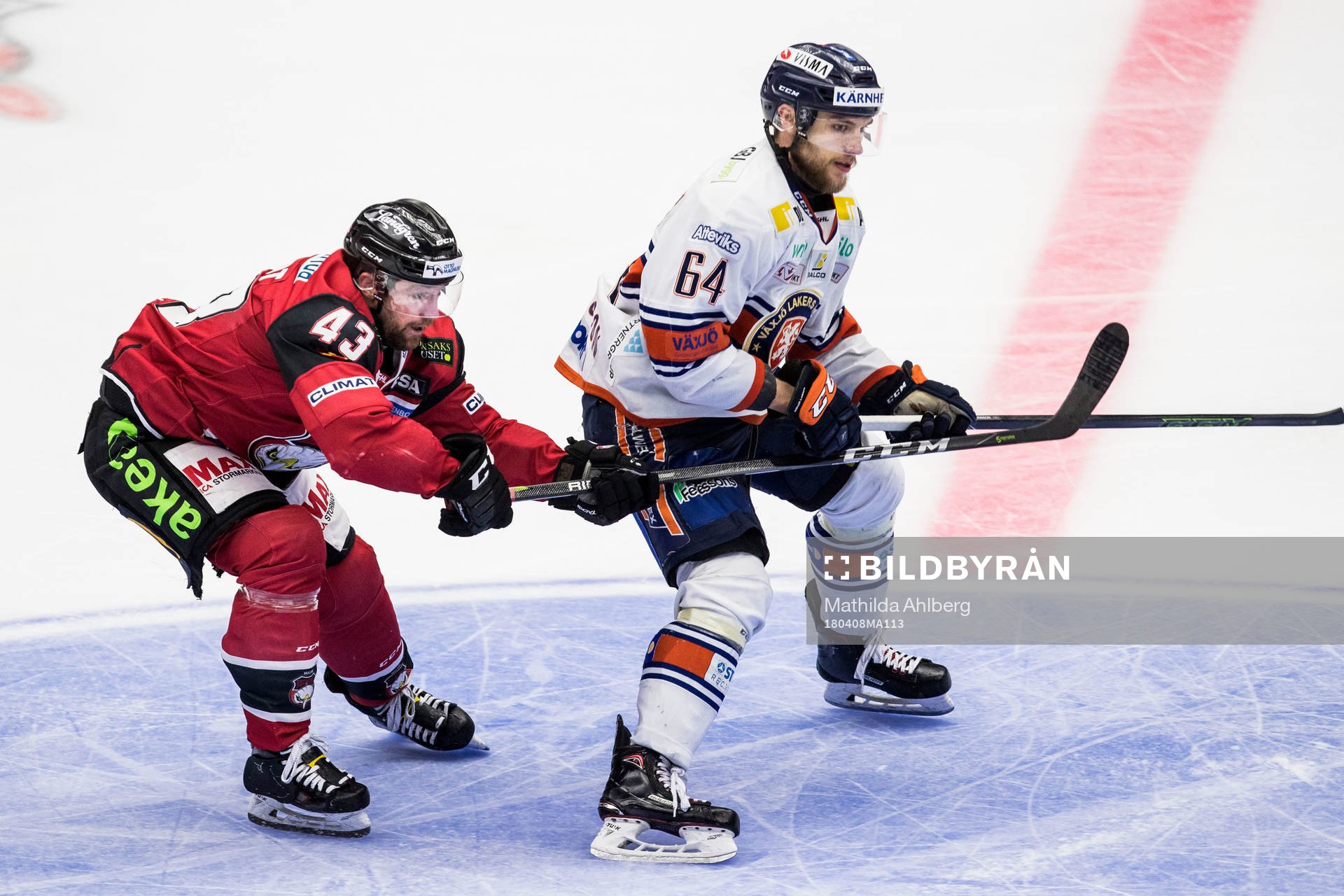 Malmö Redhawks Niklas Arell och Växjös Eric Martinsson