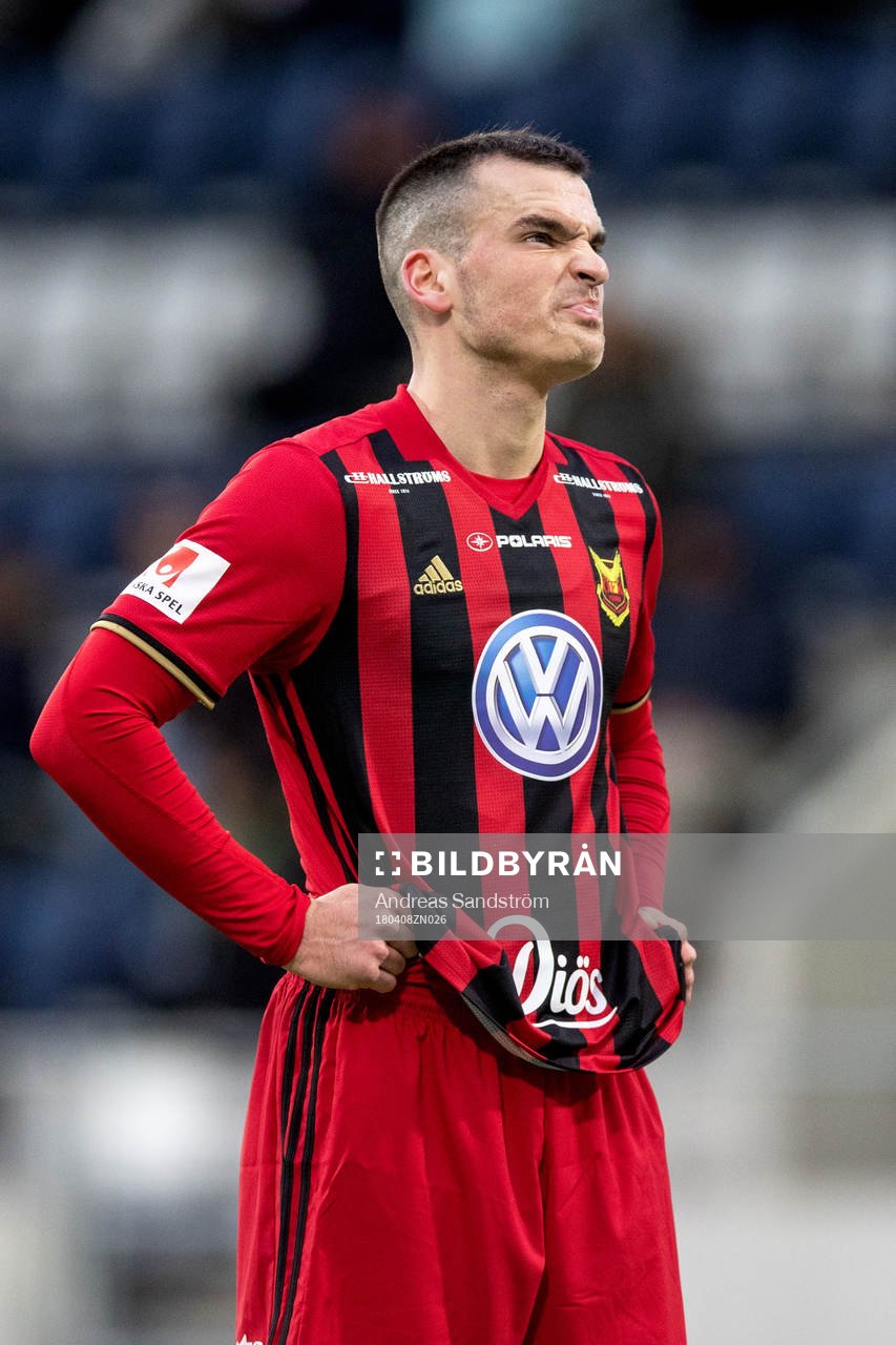 Östersunds Dino Islamovic deppar