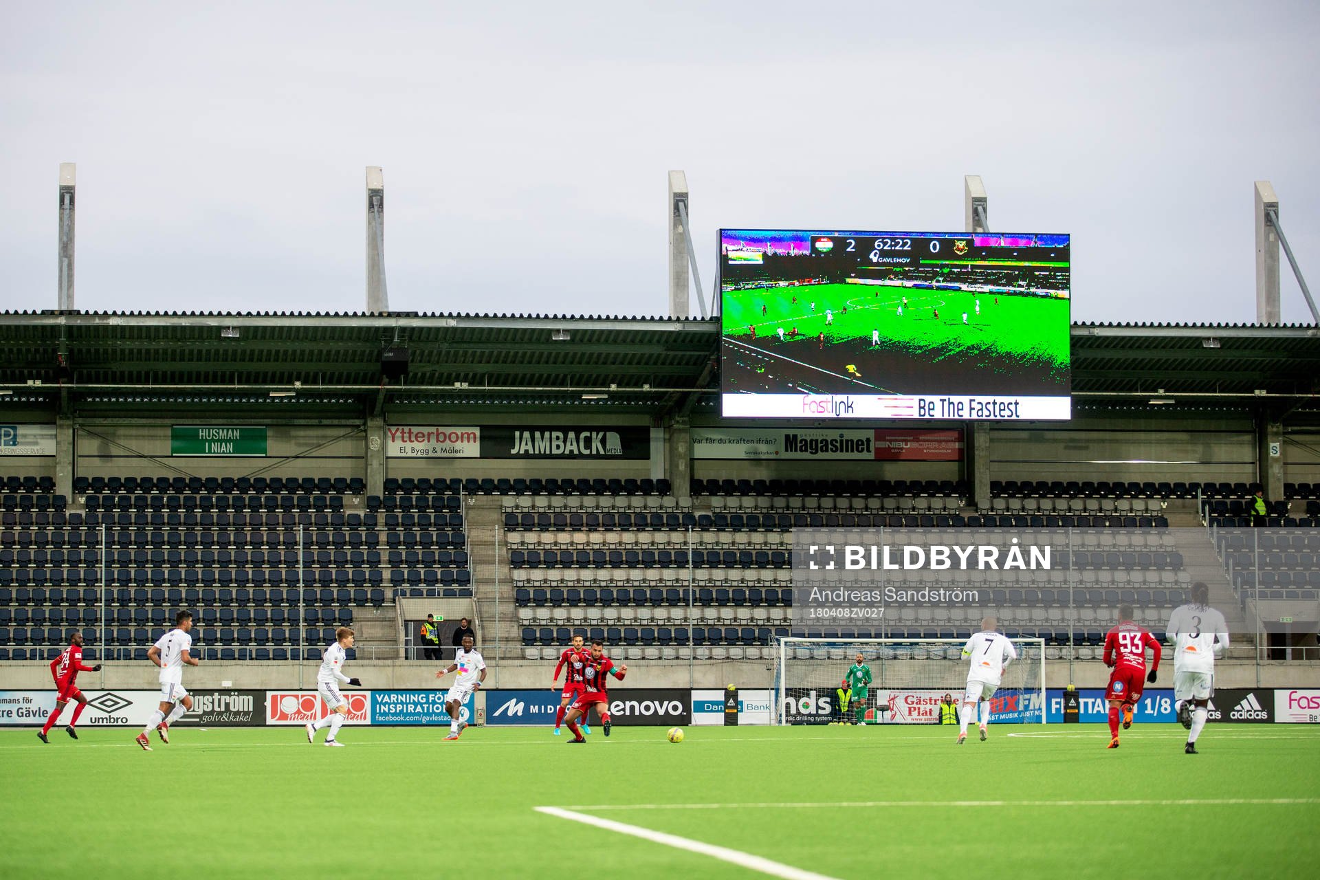 Tomma läktare på Gavlevallen
