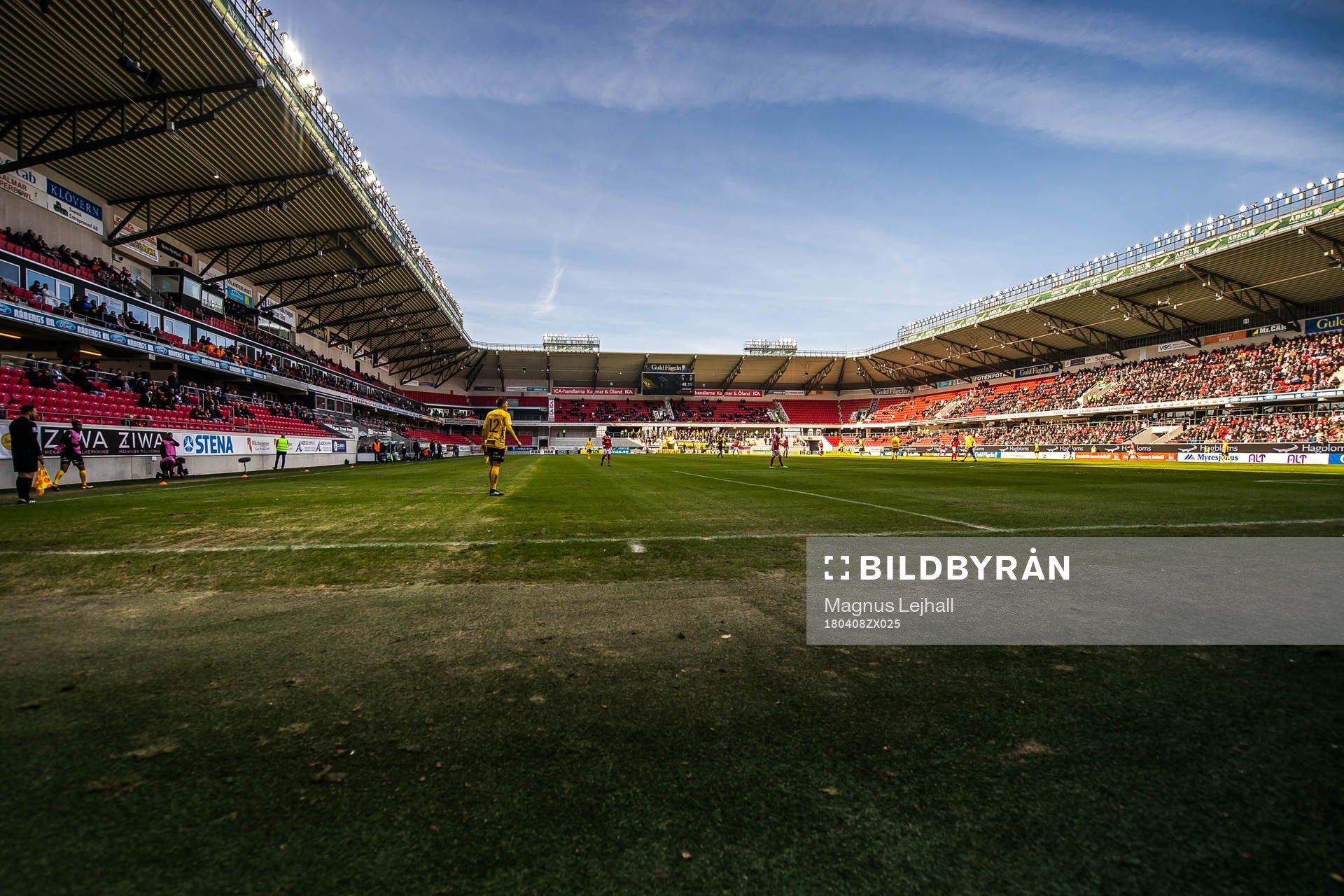 Guldfågeln arena invändigt