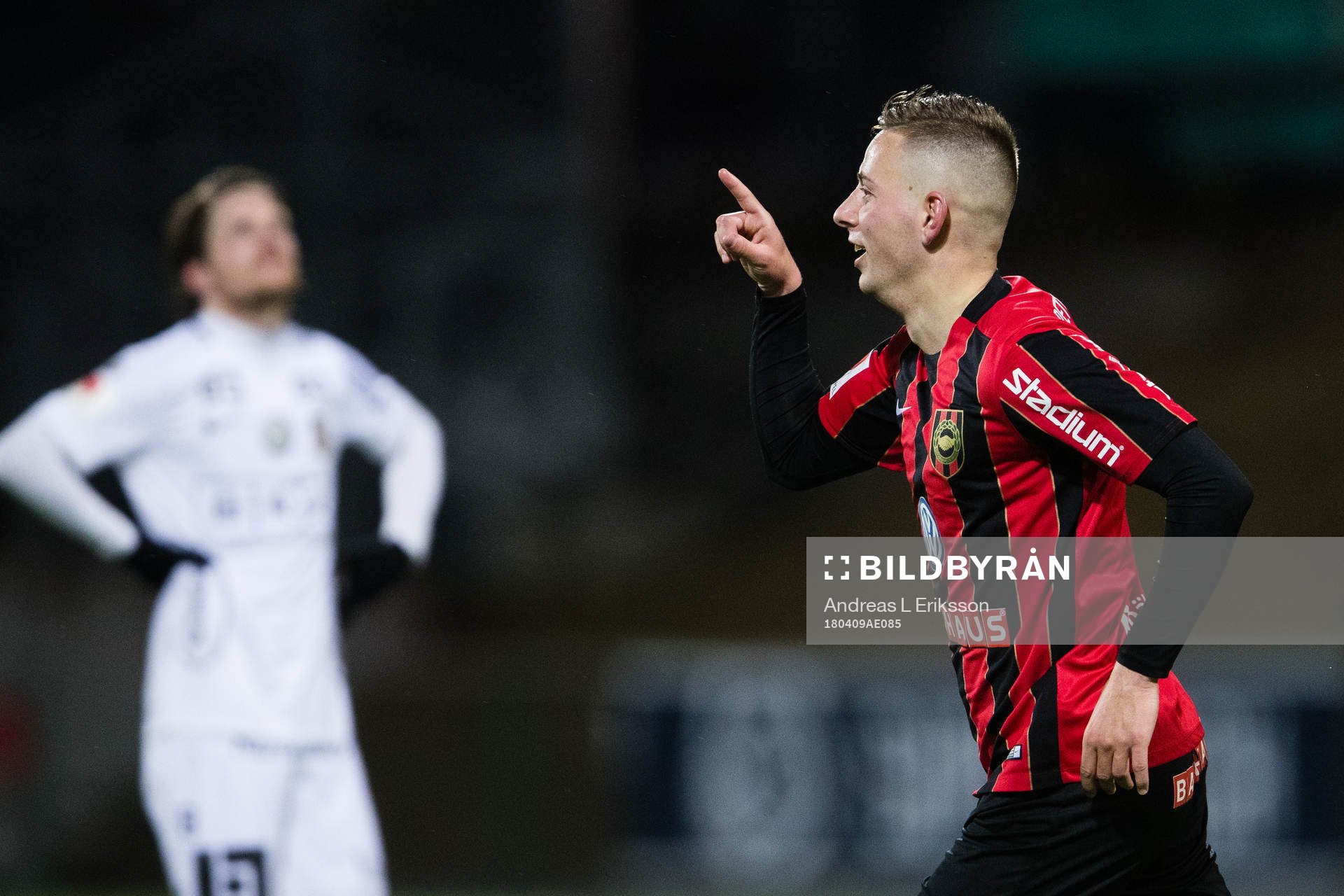 Brommapojkarnas Petar Petrovic jublar efter att ha gjort 2-0 under fotbollsmatchen i Allsvenskan mellan Brommapojkarna och Häcken den 9 april 2018 i Stockholm.