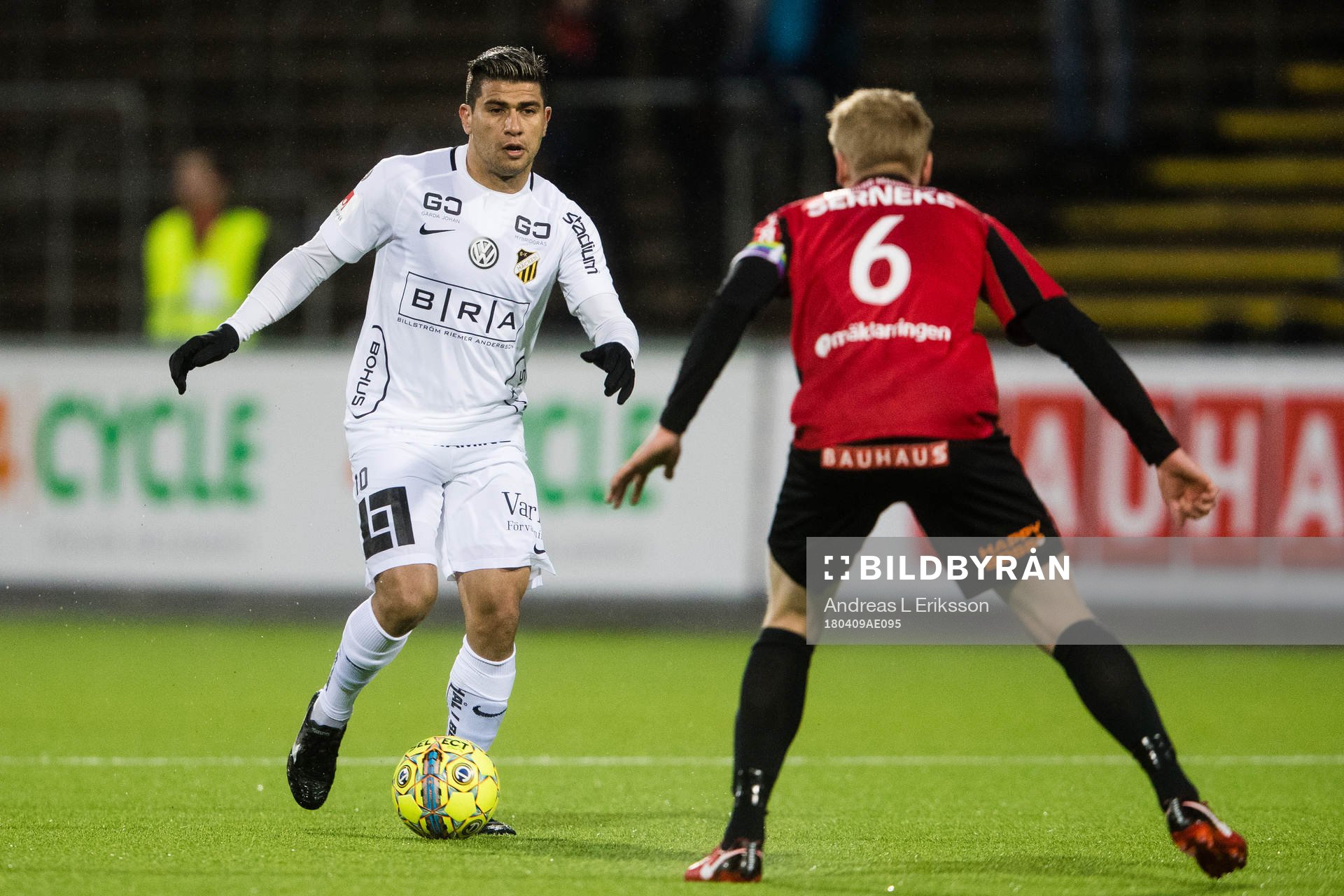 Häckens Paulinho och Brommapojkarnas Gustav Sandberg